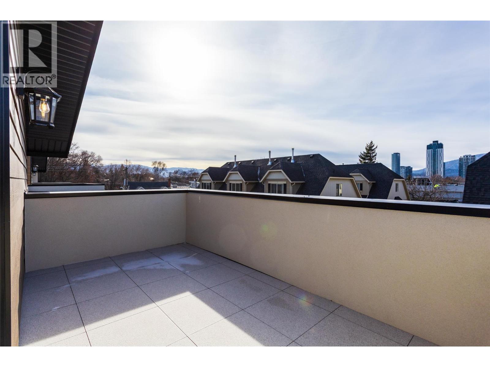 970 Lawson Avenue Unit# 3 Lot# 3