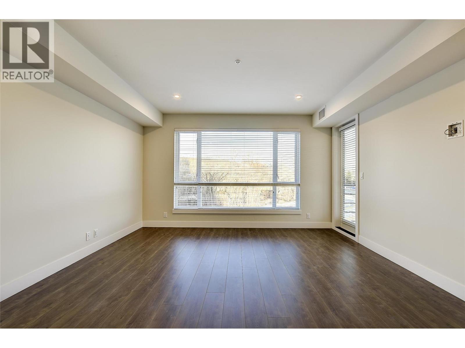 1925 Enterprise Way Unit# 402