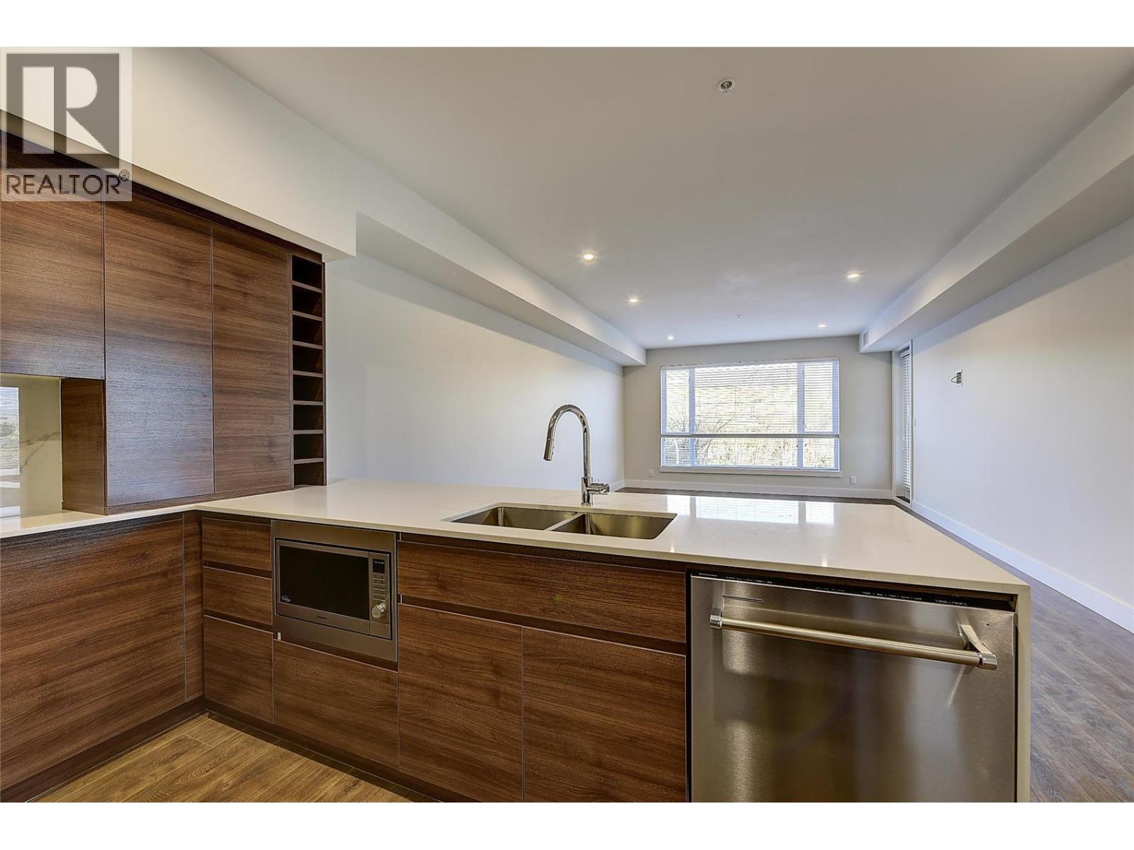 1925 Enterprise Way Unit# 402