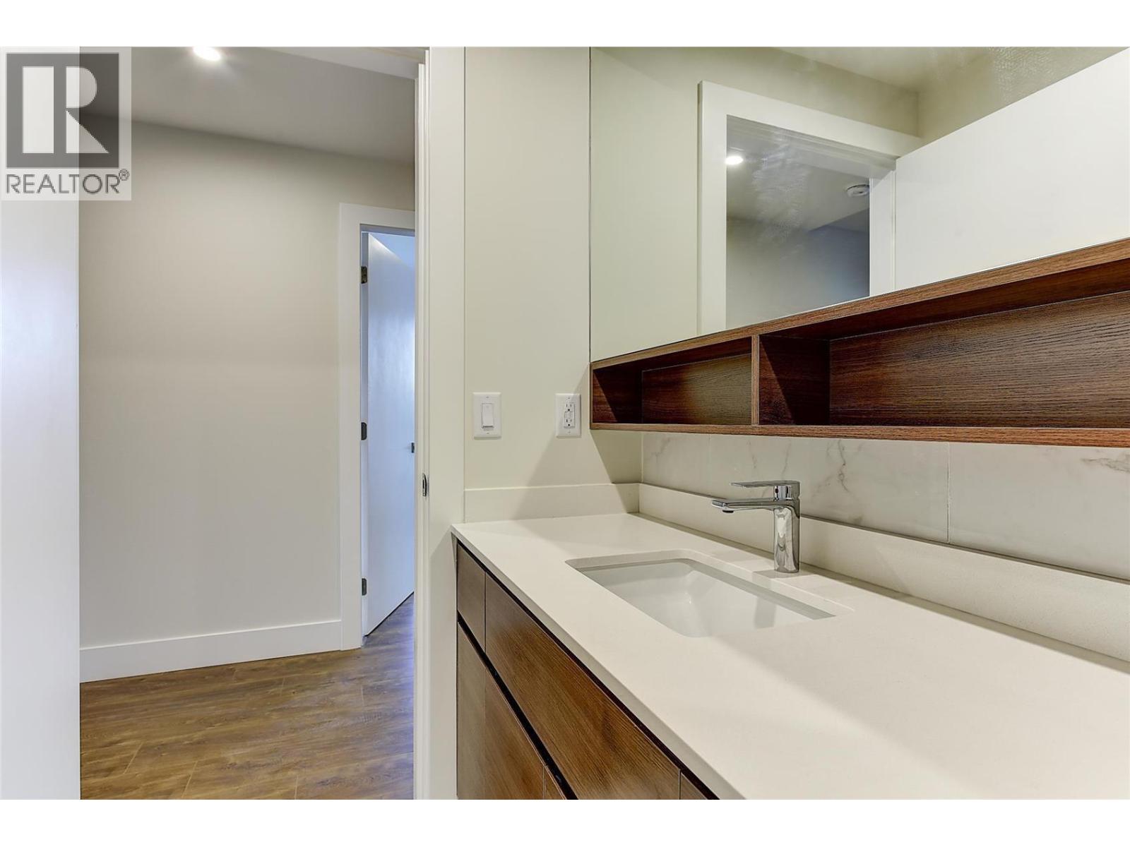 1925 Enterprise Way Unit# 402