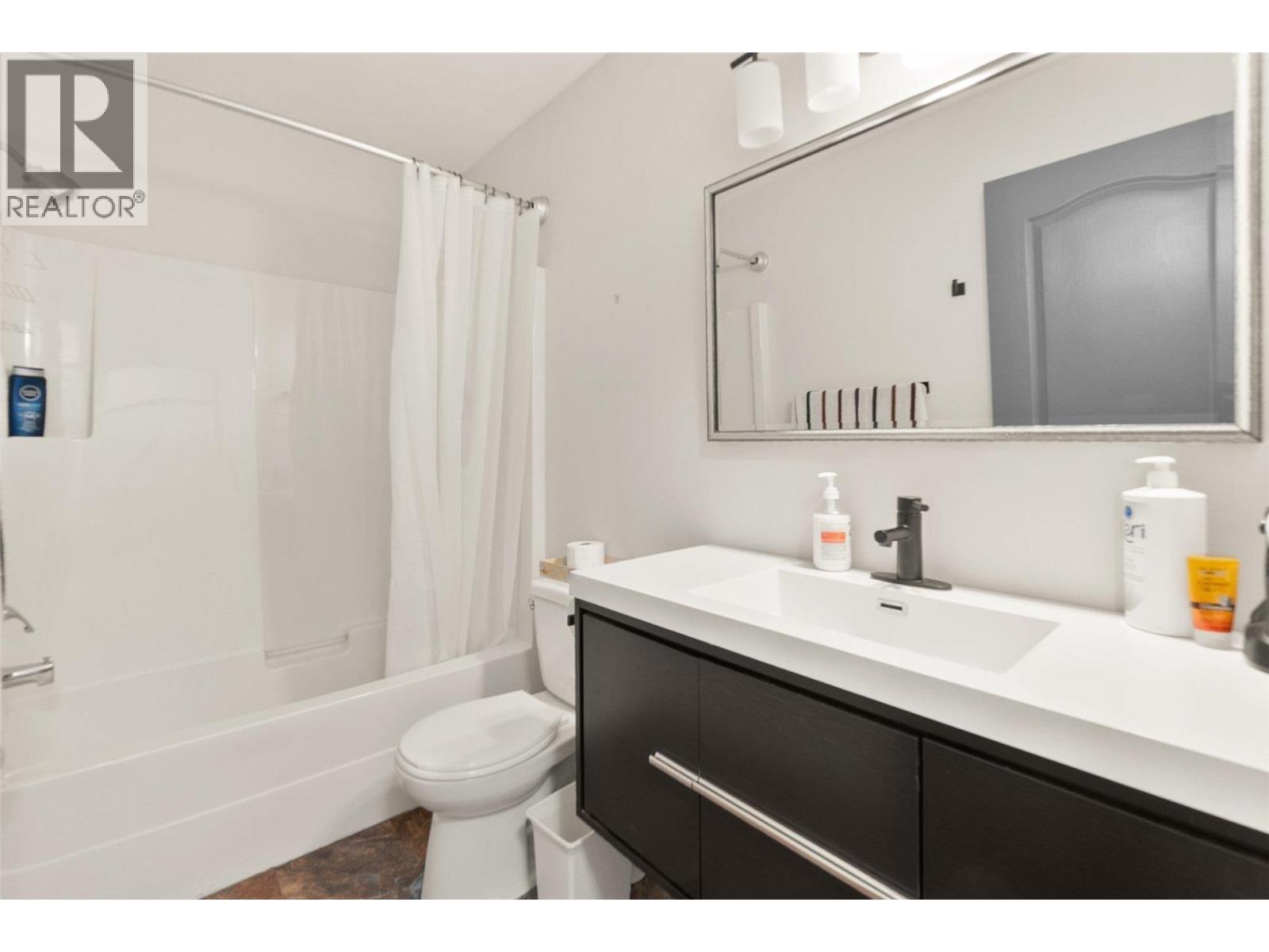 2210 Louie Drive Unit# 89