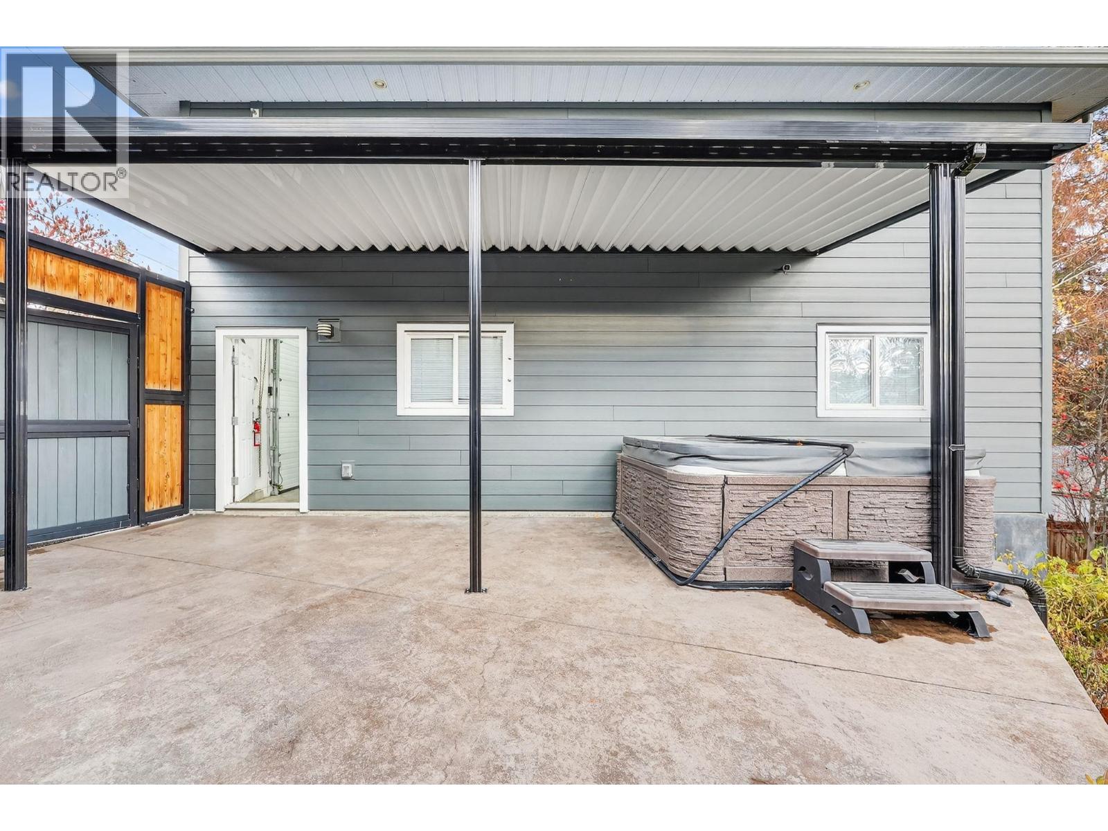 3319 Grouse Road