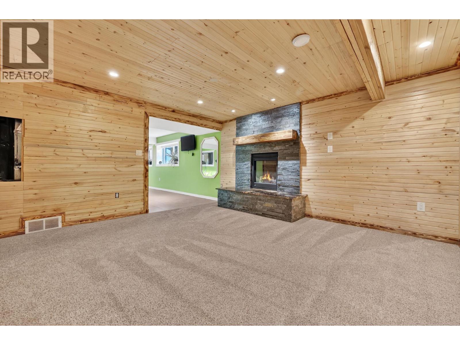 3319 Grouse Road