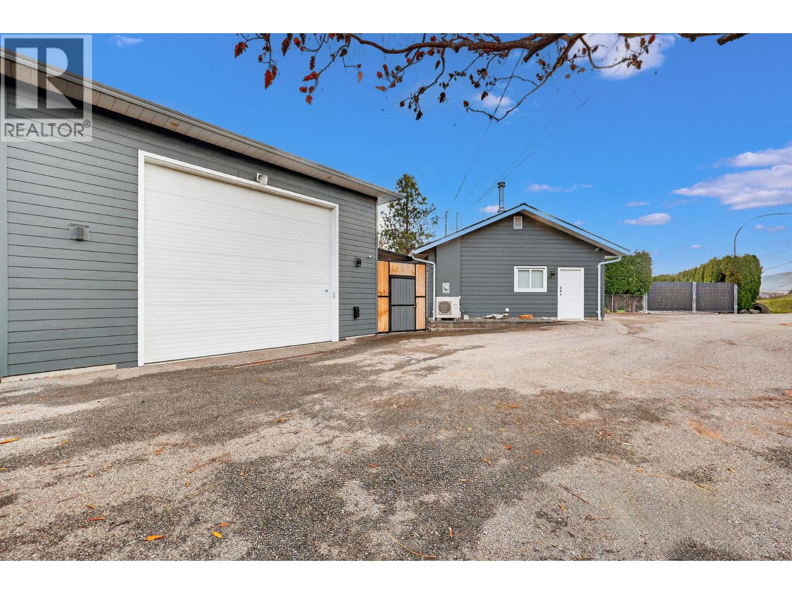 3319 Grouse Road