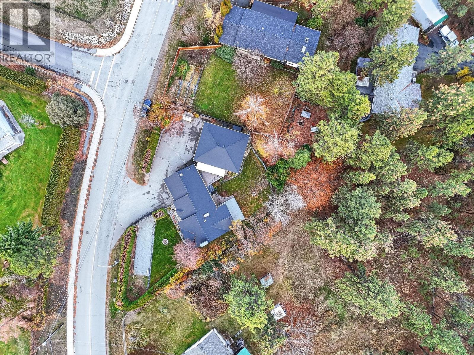 3319 Grouse Road