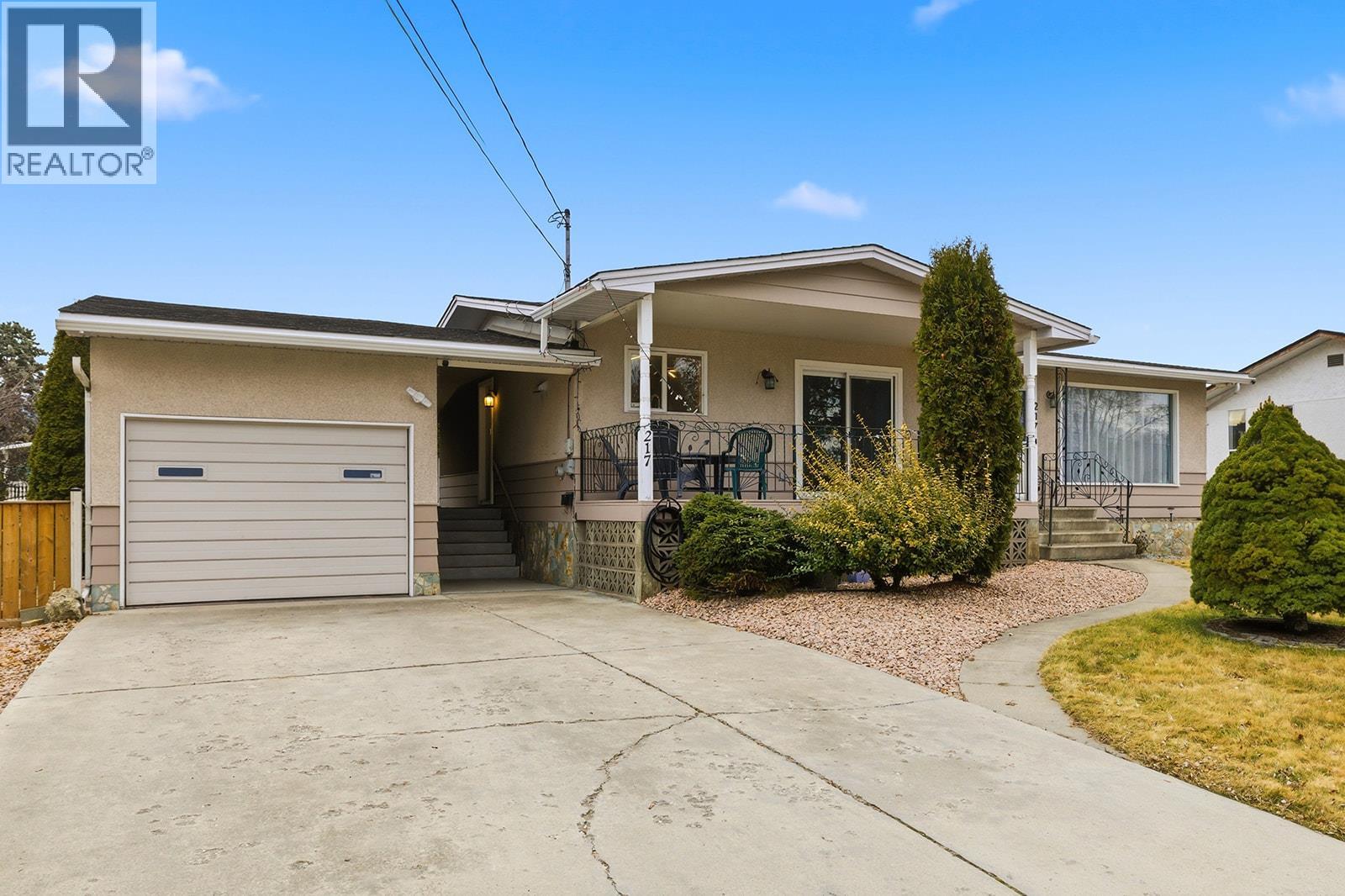 217 Holbrook Road W