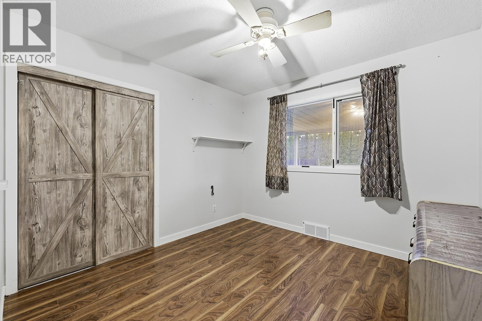 217 Holbrook Road W