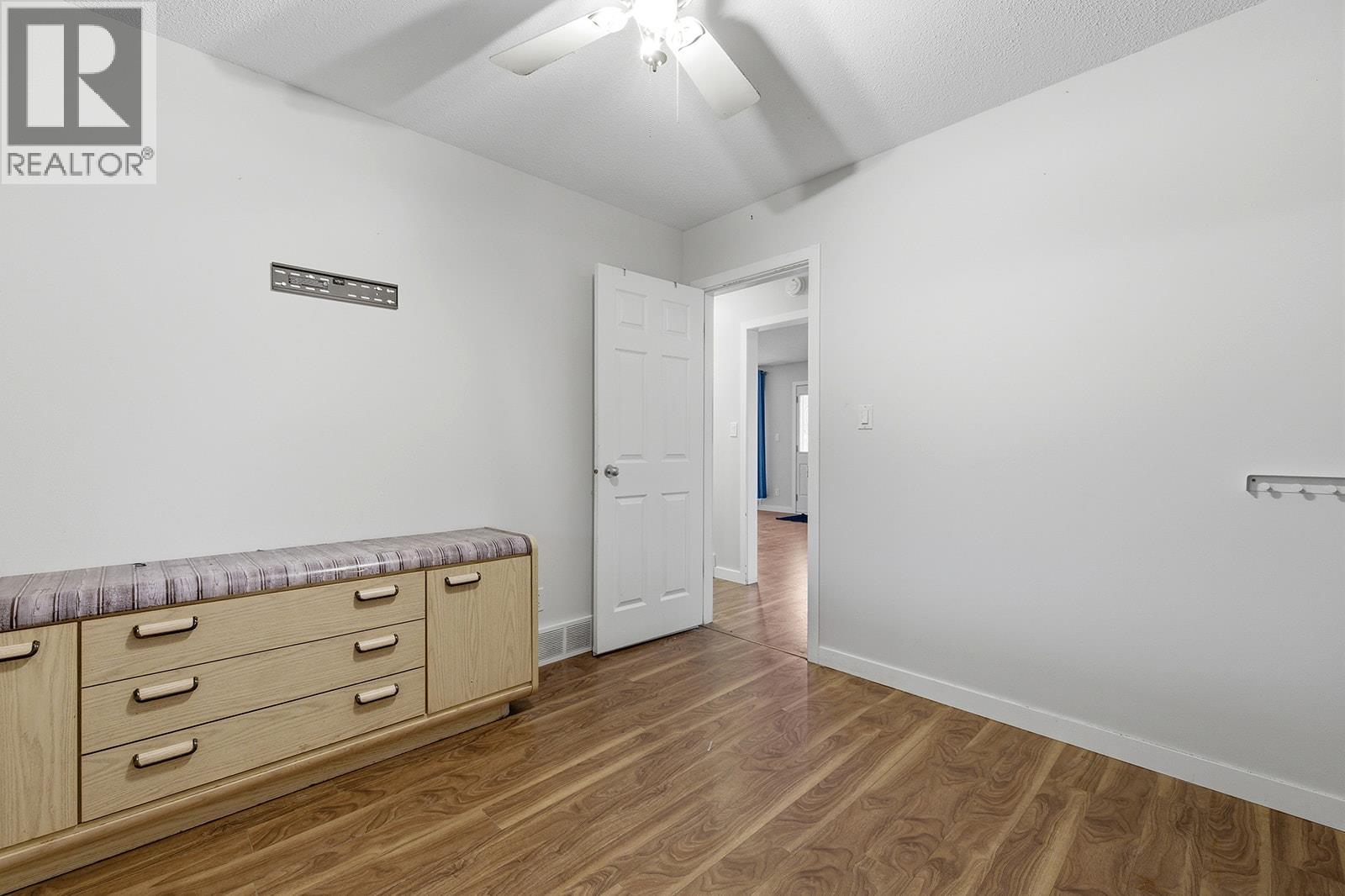 217 Holbrook Road W