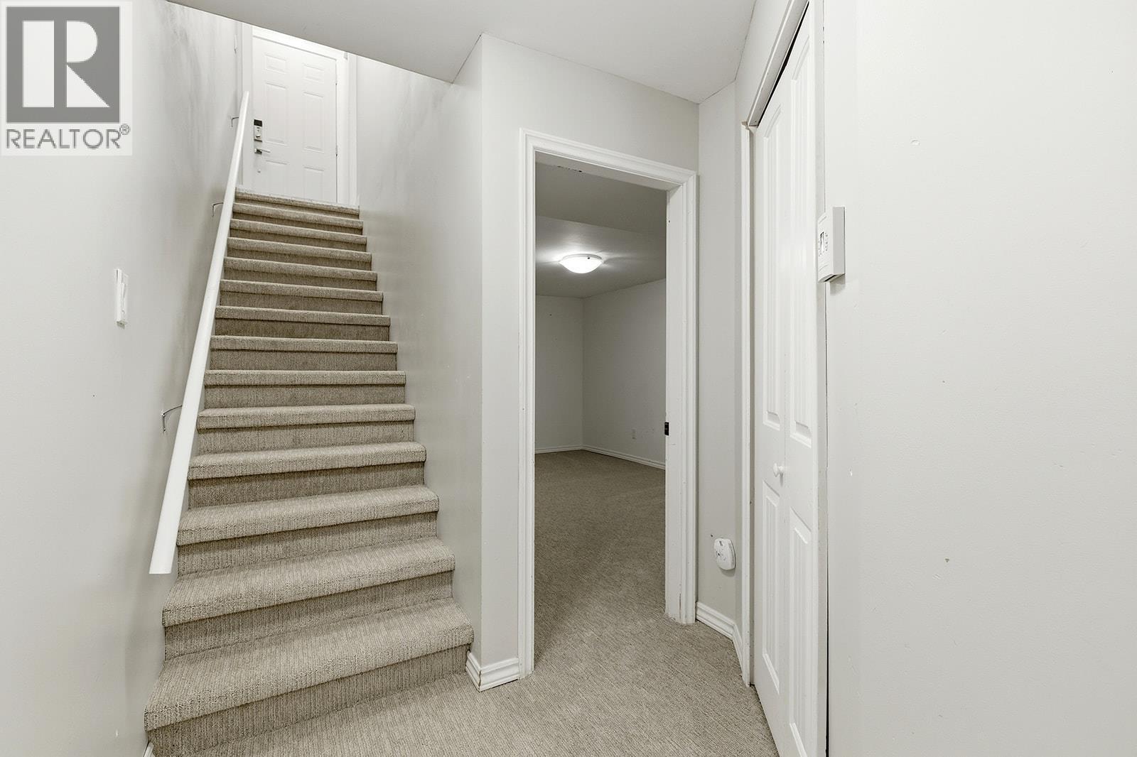 217 Holbrook Road W