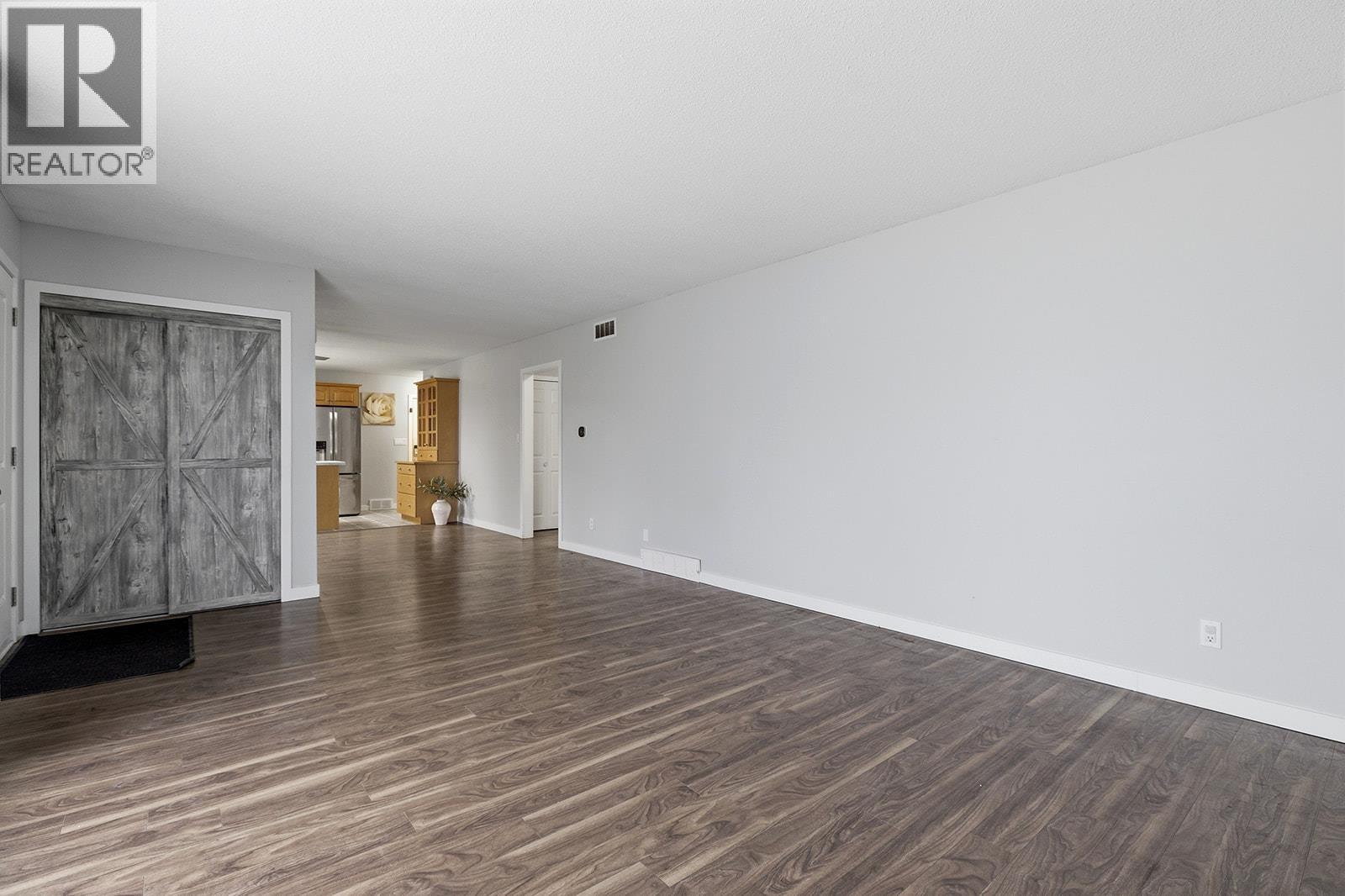 217 Holbrook Road W
