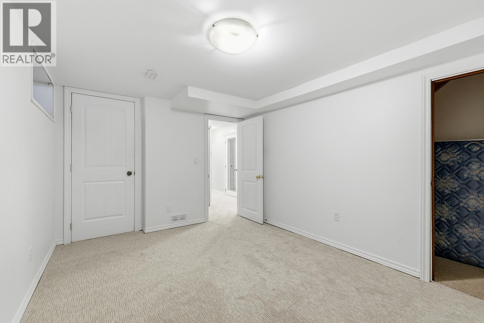 217 Holbrook Road W