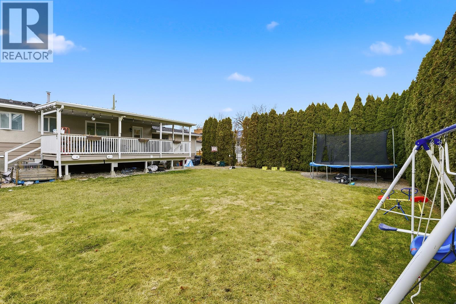 217 Holbrook Road W