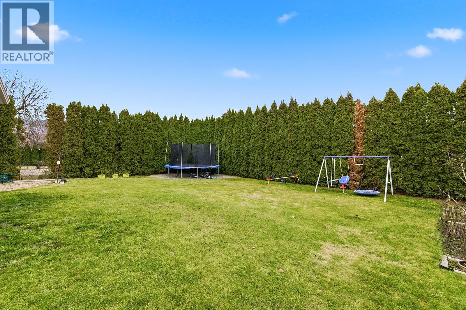 217 Holbrook Road W