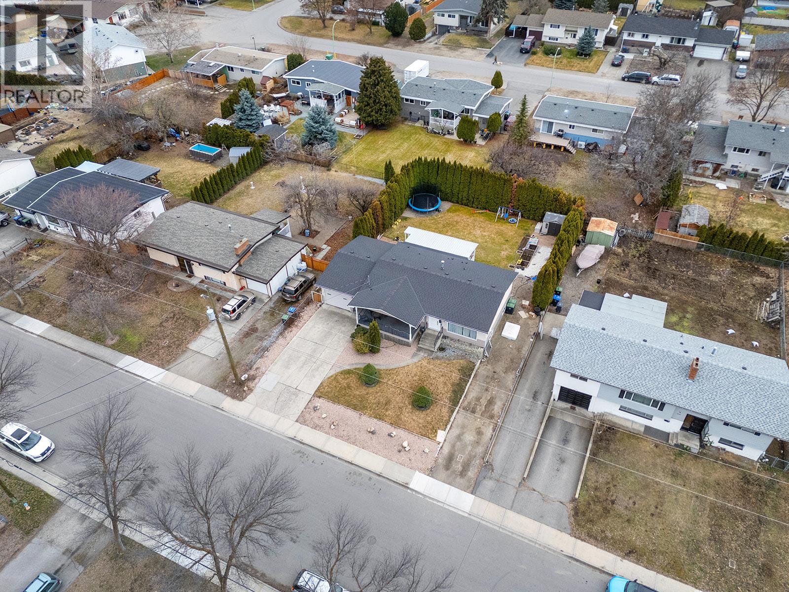 217 Holbrook Road W