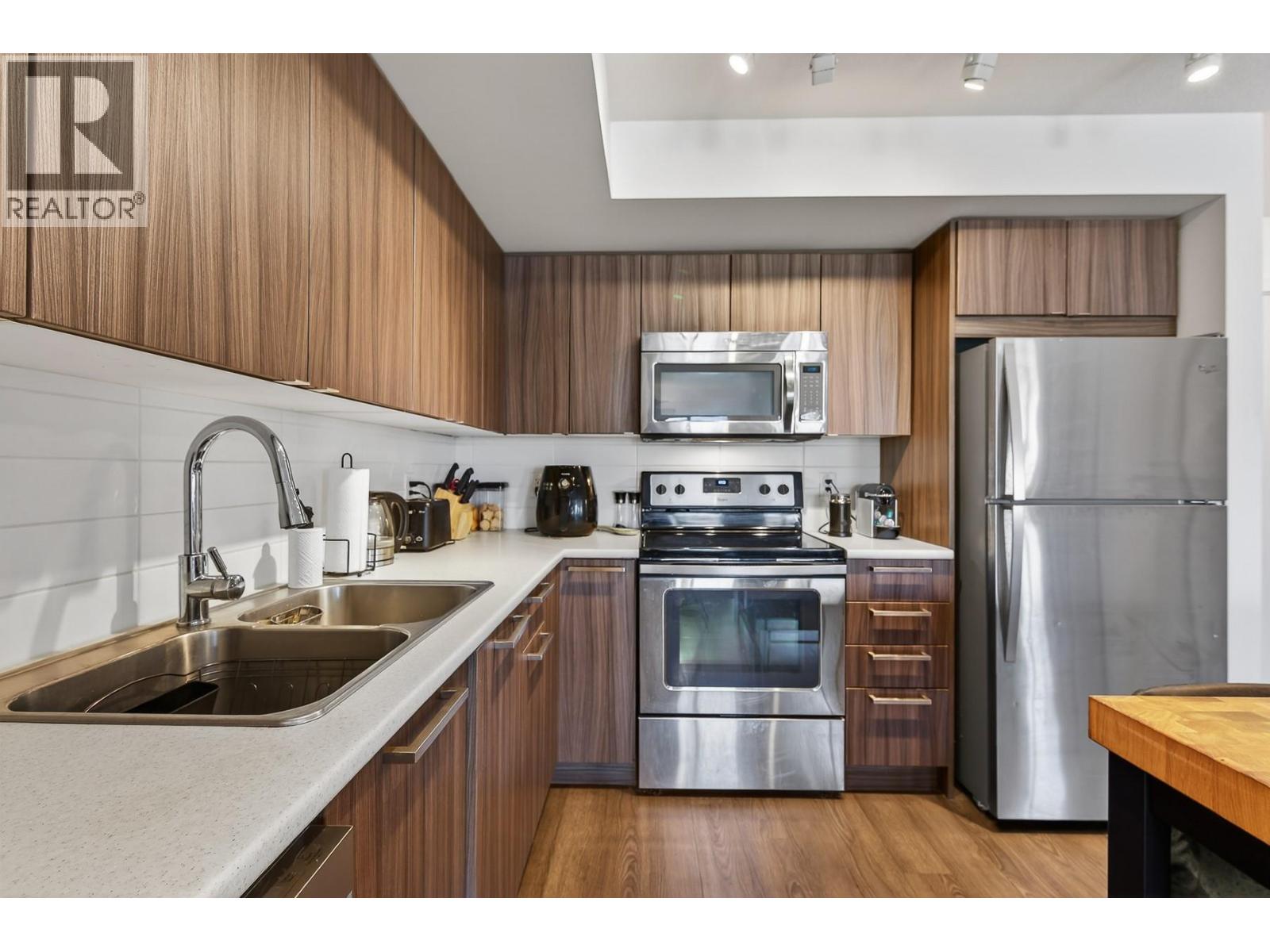 883 Academy Way Unit# 116