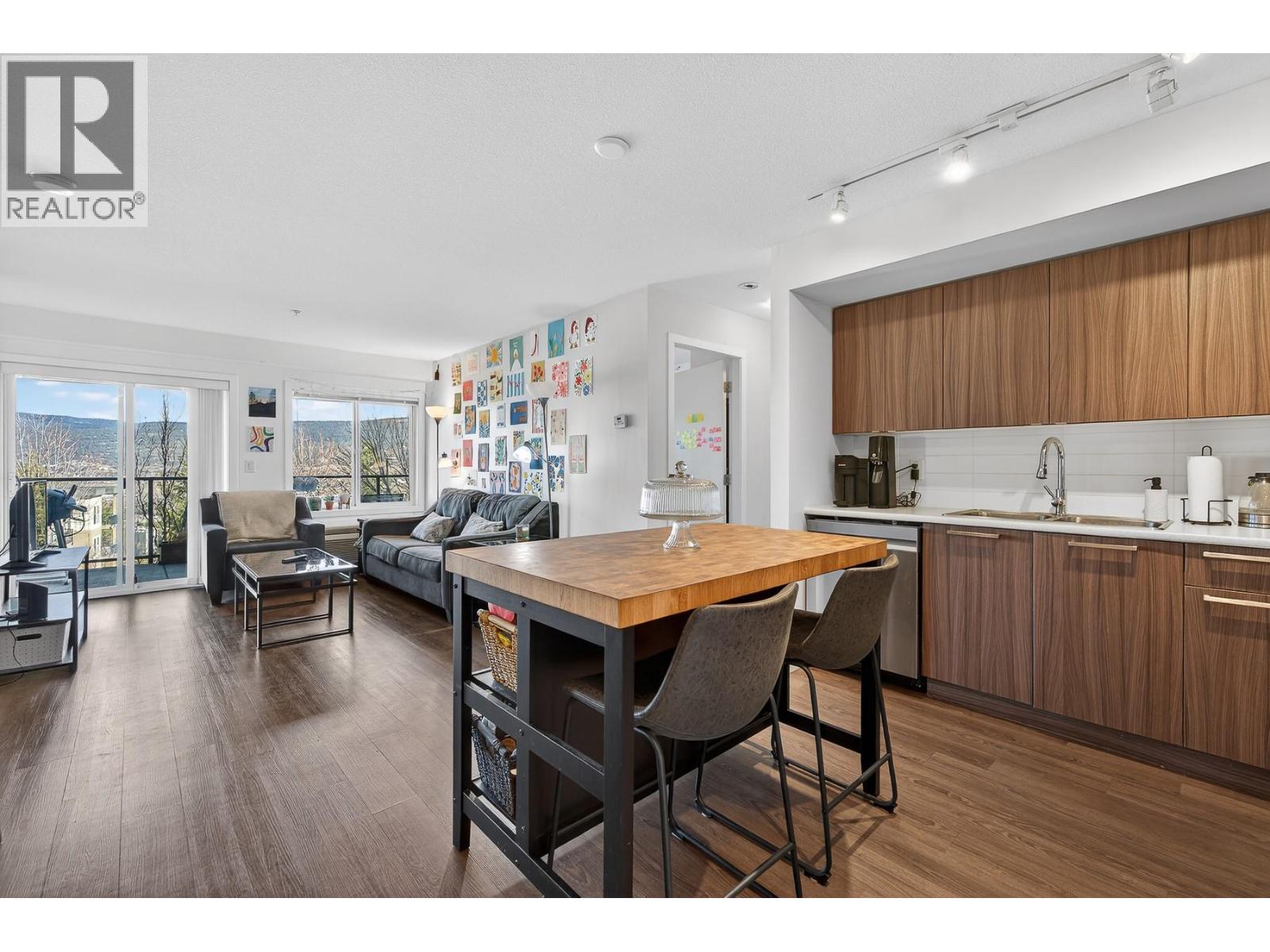 883 Academy Way Unit# 116