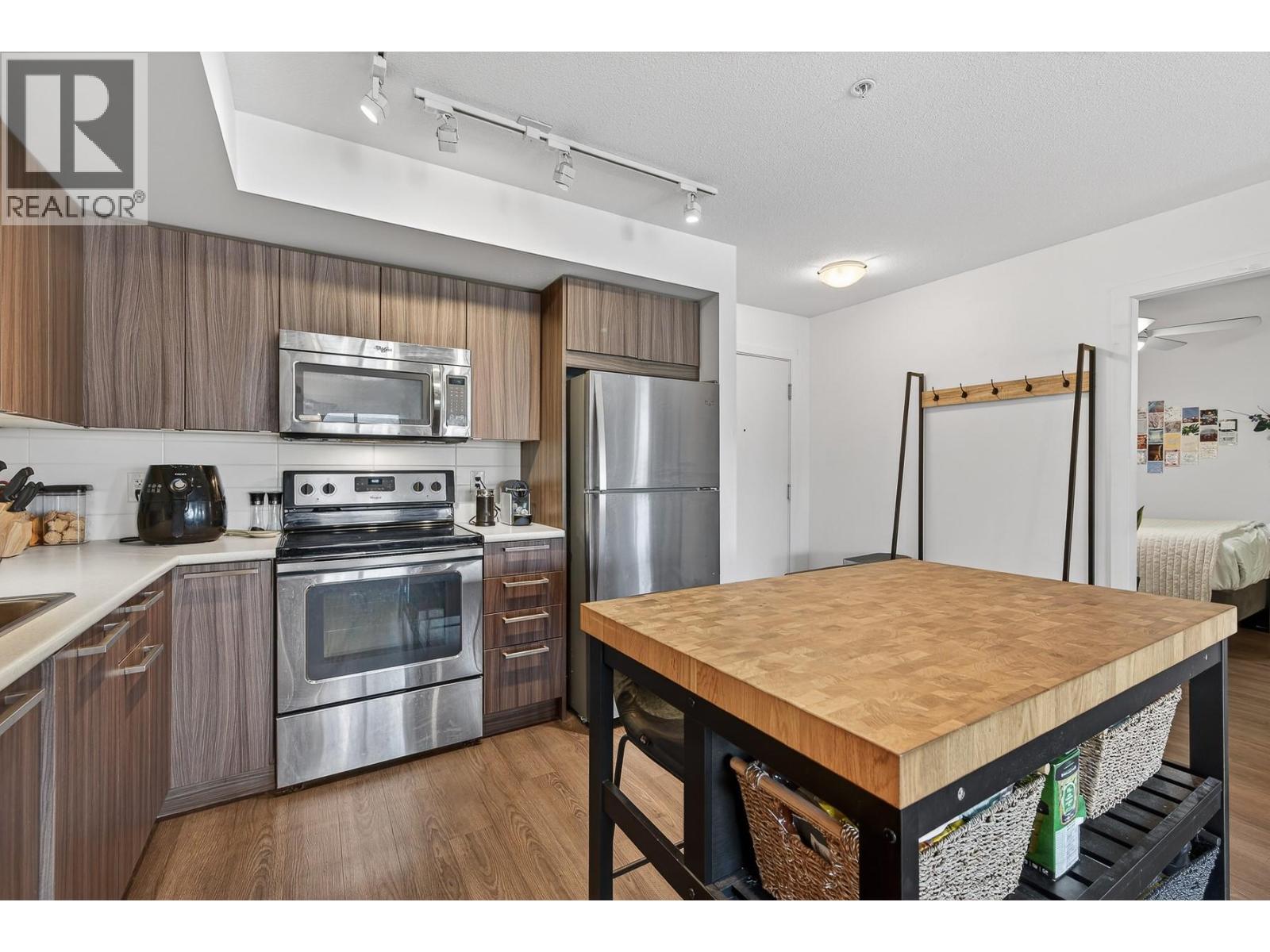 883 Academy Way Unit# 116