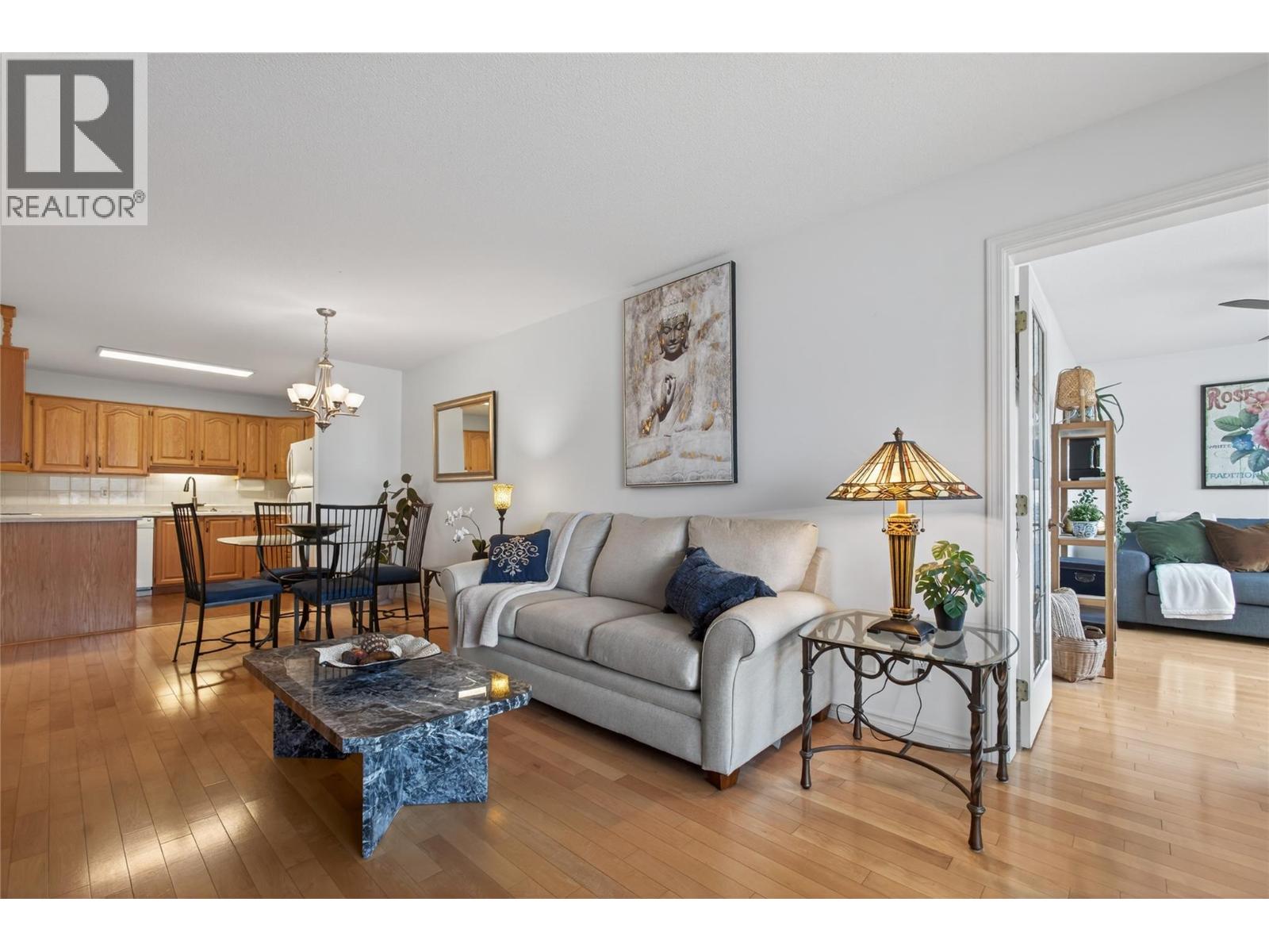 1055 Lawrence Avenue Unit# 101