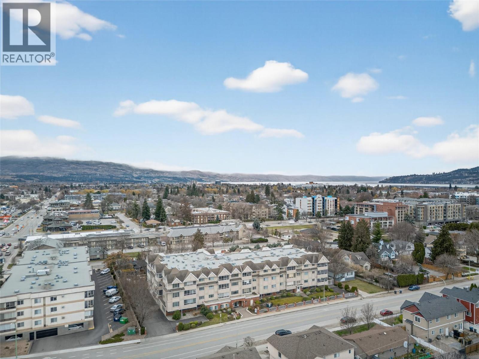 1055 Lawrence Avenue Unit# 101