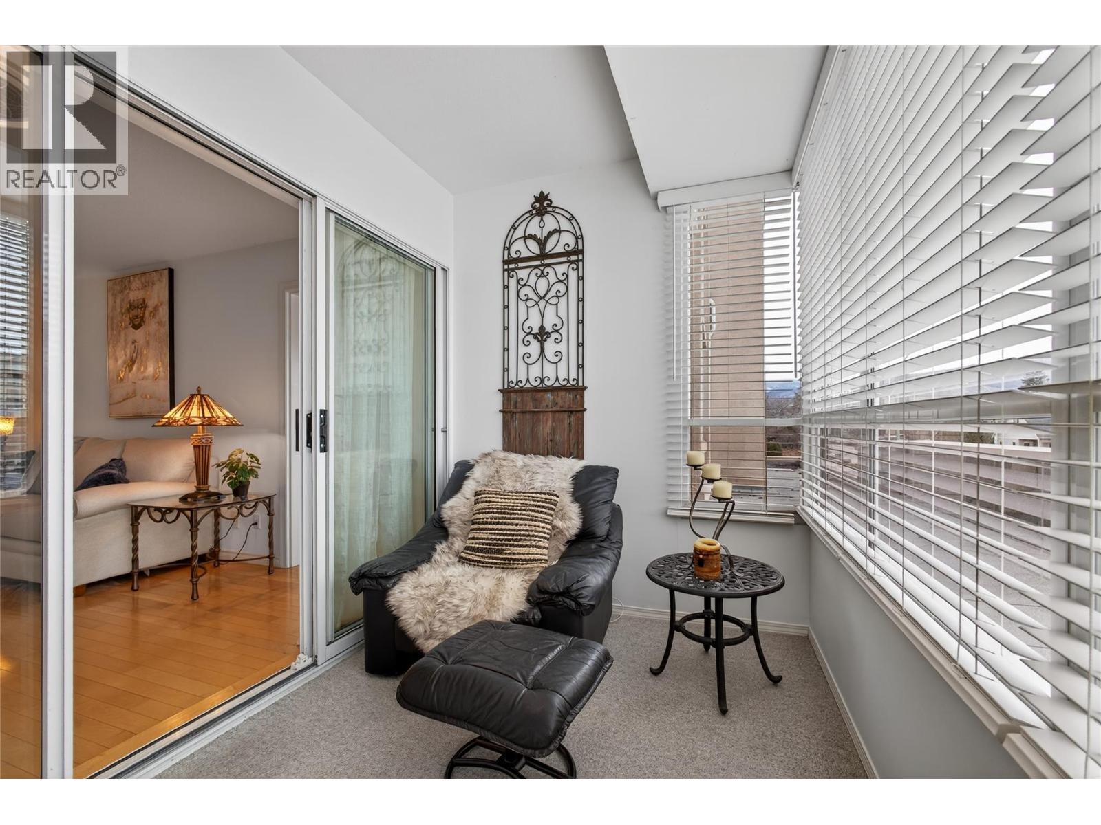 1055 Lawrence Avenue Unit# 101