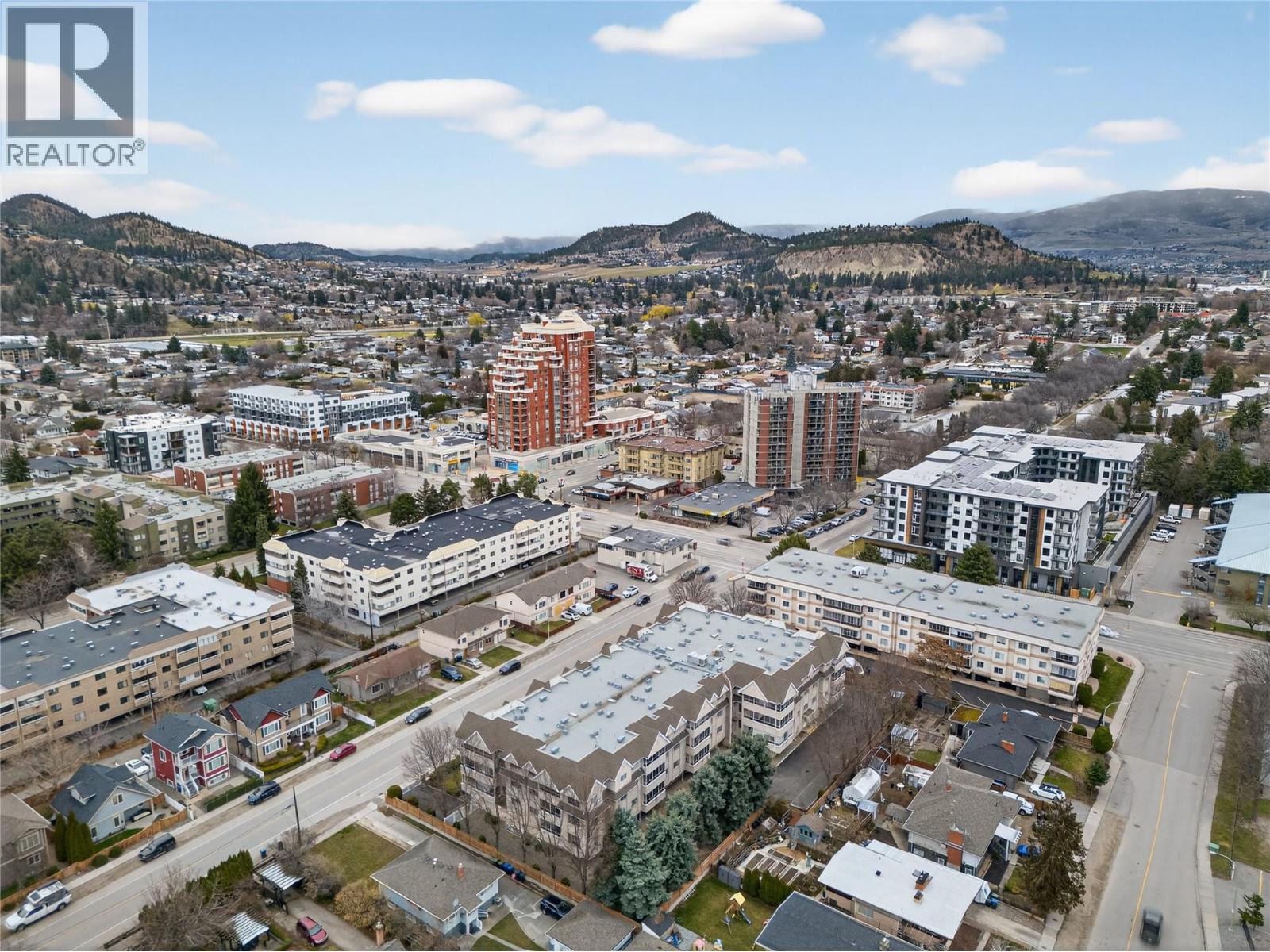 1055 Lawrence Avenue Unit# 101
