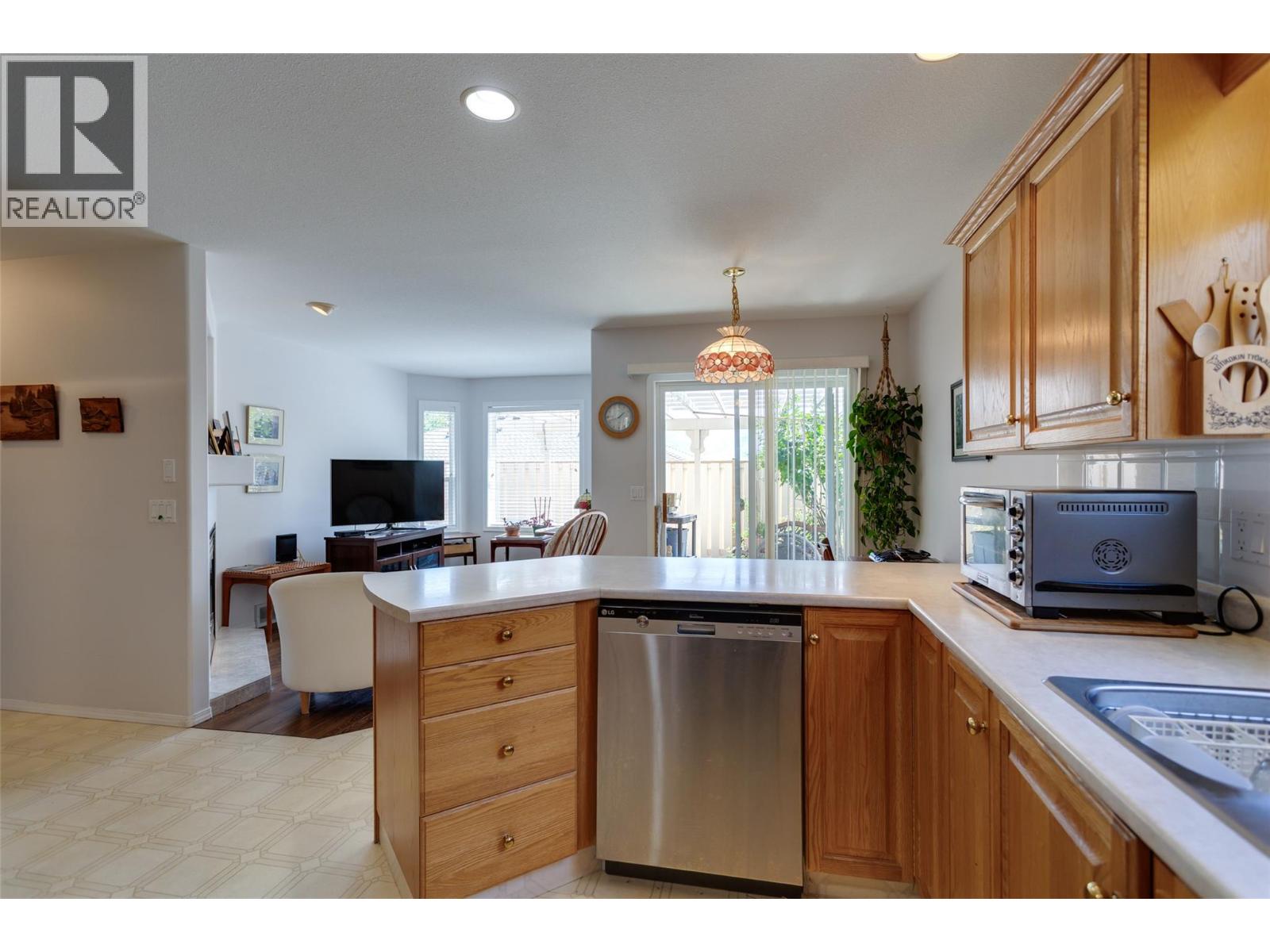 2250 Louie Drive Unit# 102