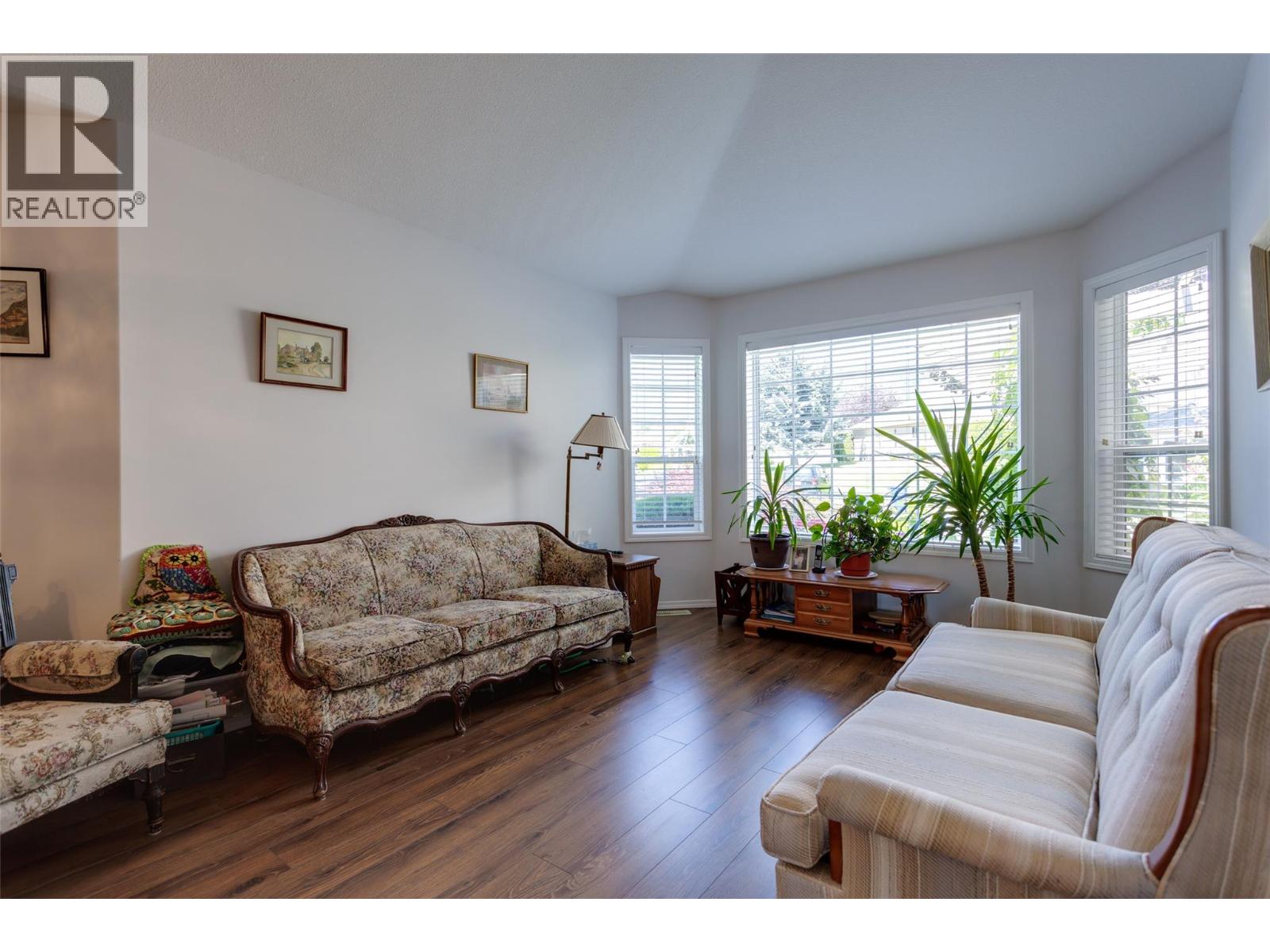 2250 Louie Drive Unit# 102