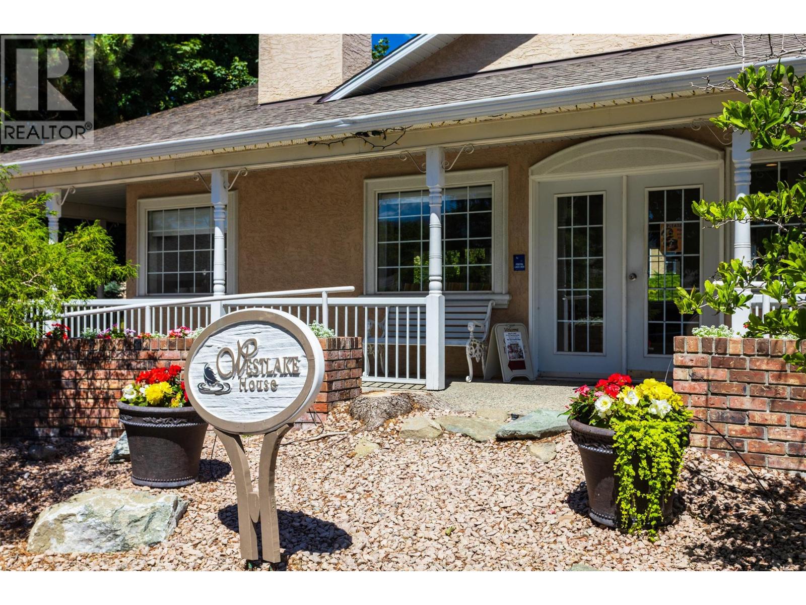 2250 Louie Drive Unit# 102
