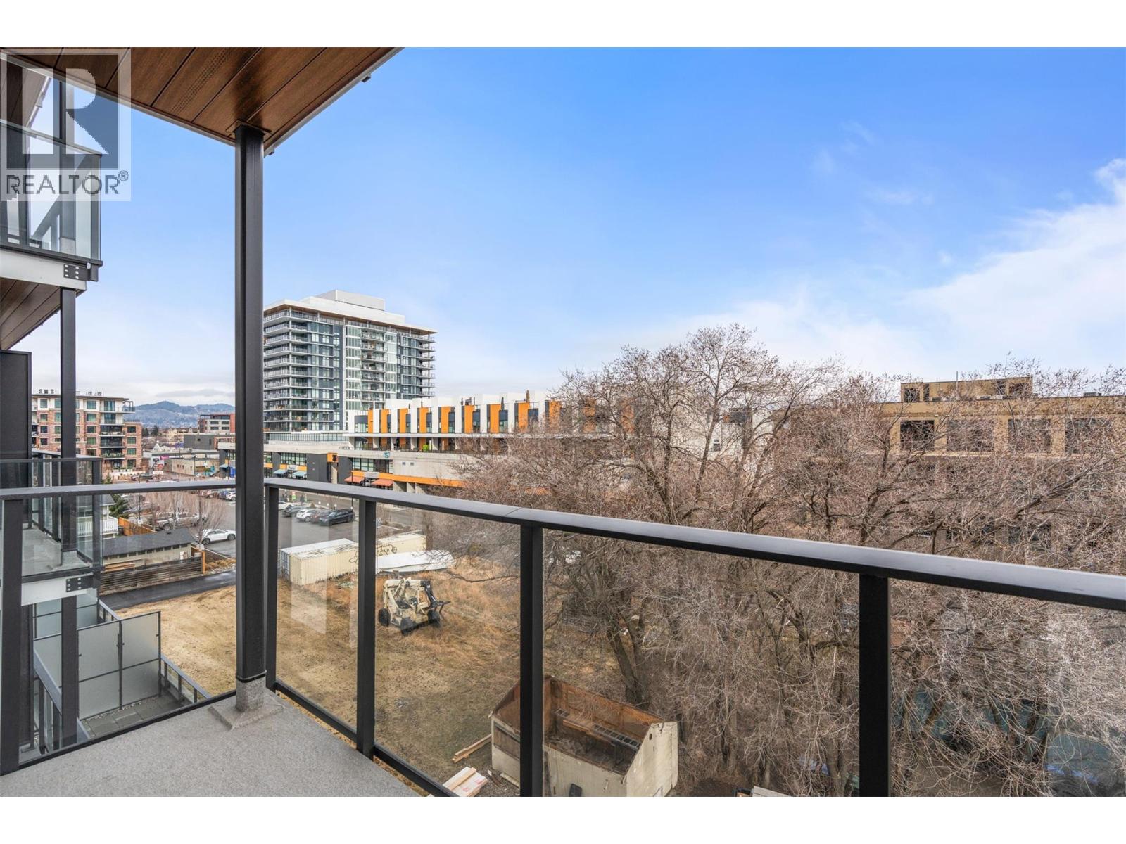 3051 Abbott Street Unit# 409