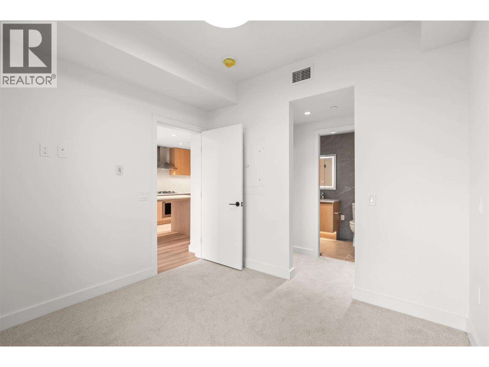 3051 Abbott Street Unit# 308