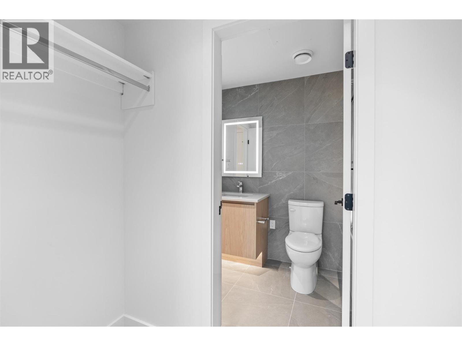 3051 Abbott Street Unit# 308