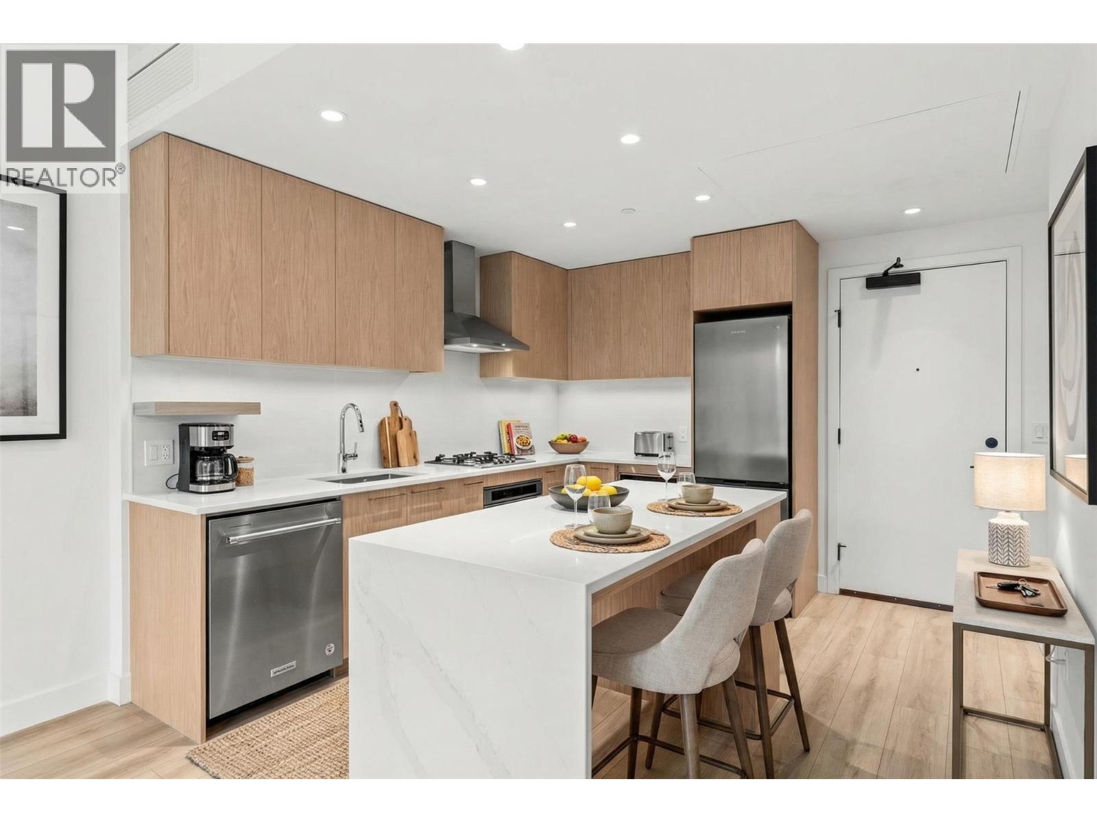 3051 Abbott Street Unit# 308