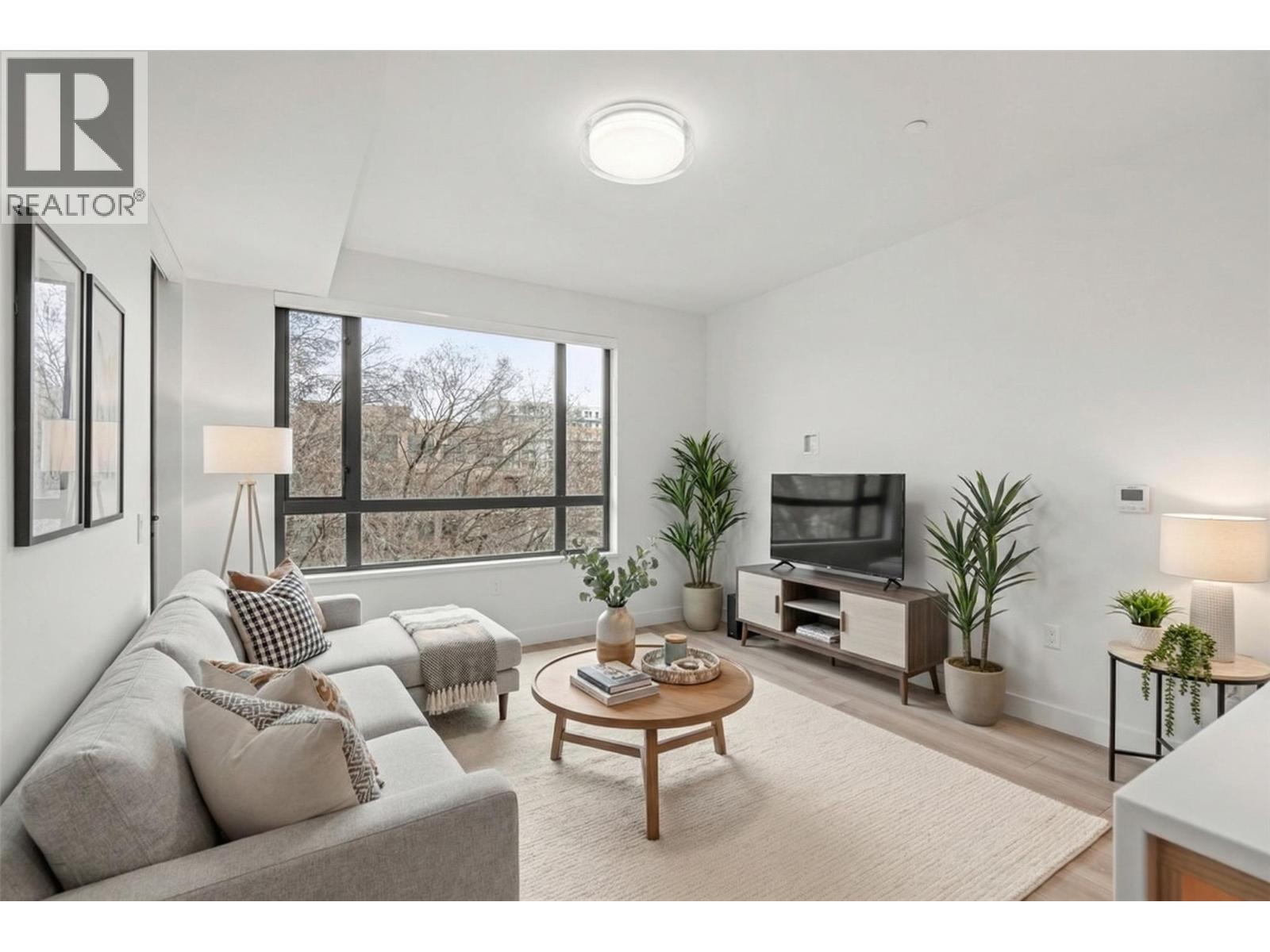 3051 Abbott Street Unit# 308