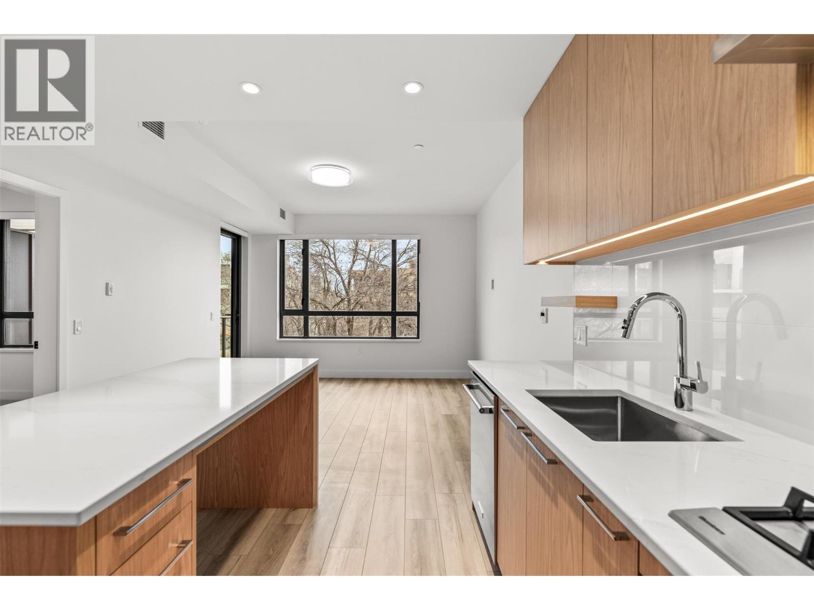 3051 Abbott Street Unit# 308