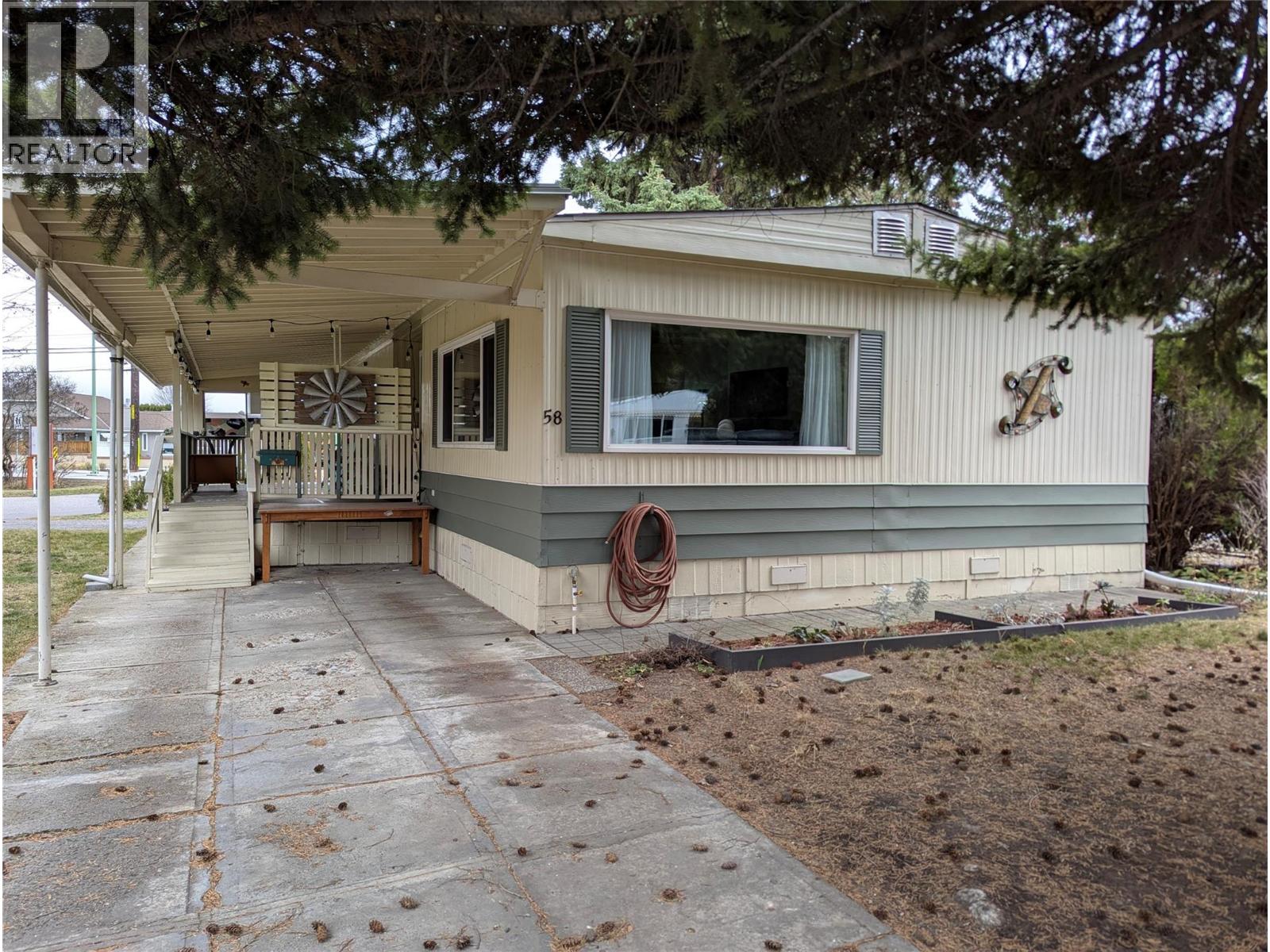 3535 Casorso Road Unit# 58