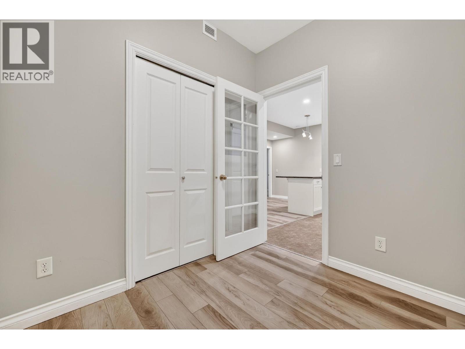 3832 Old Okanagan Highway Unit# 3105