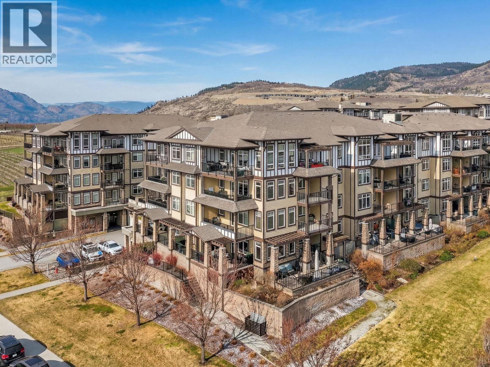 3832 Old Okanagan Highway Unit# 3105