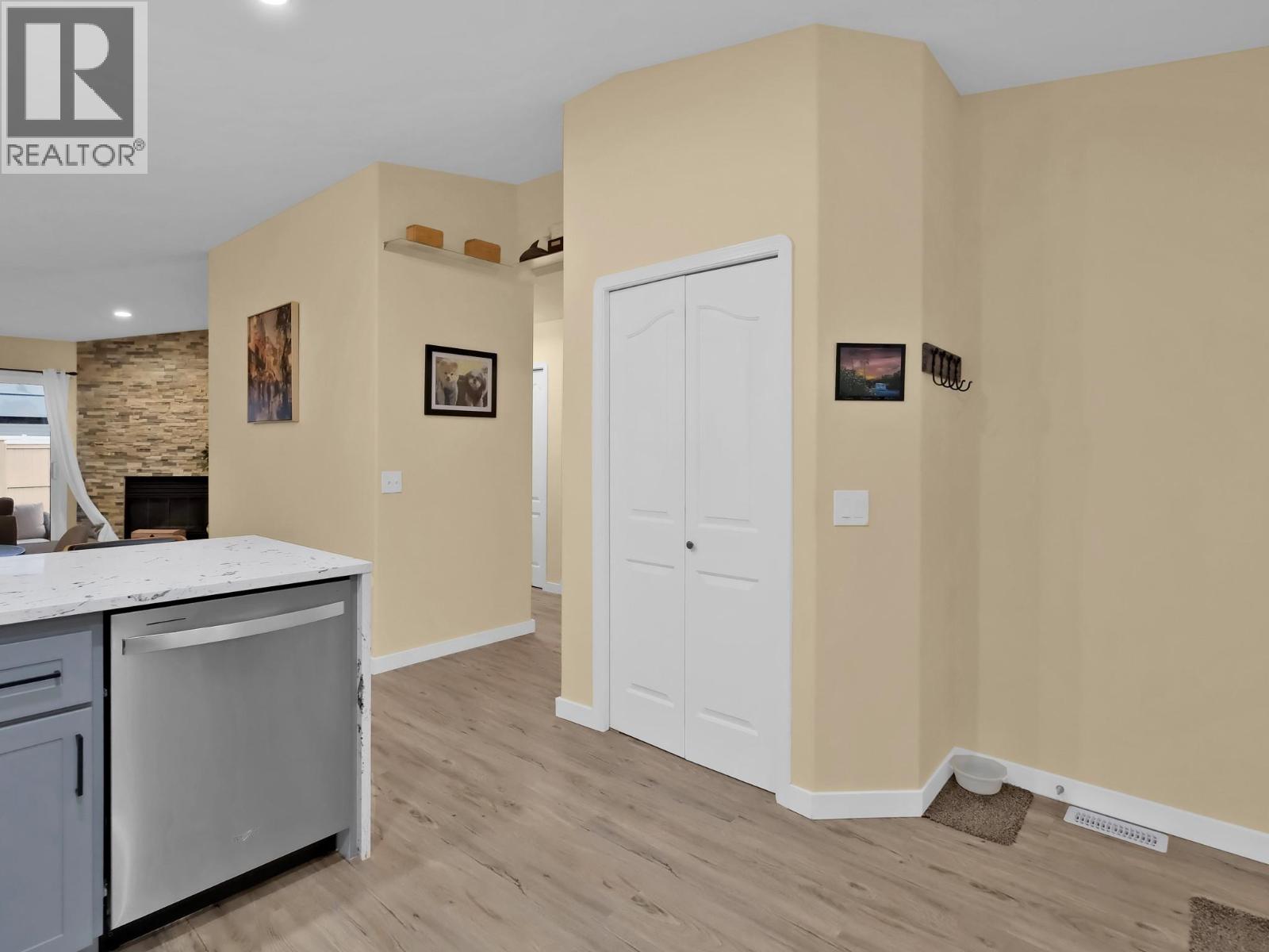 2210 Louie Drive Unit# 26