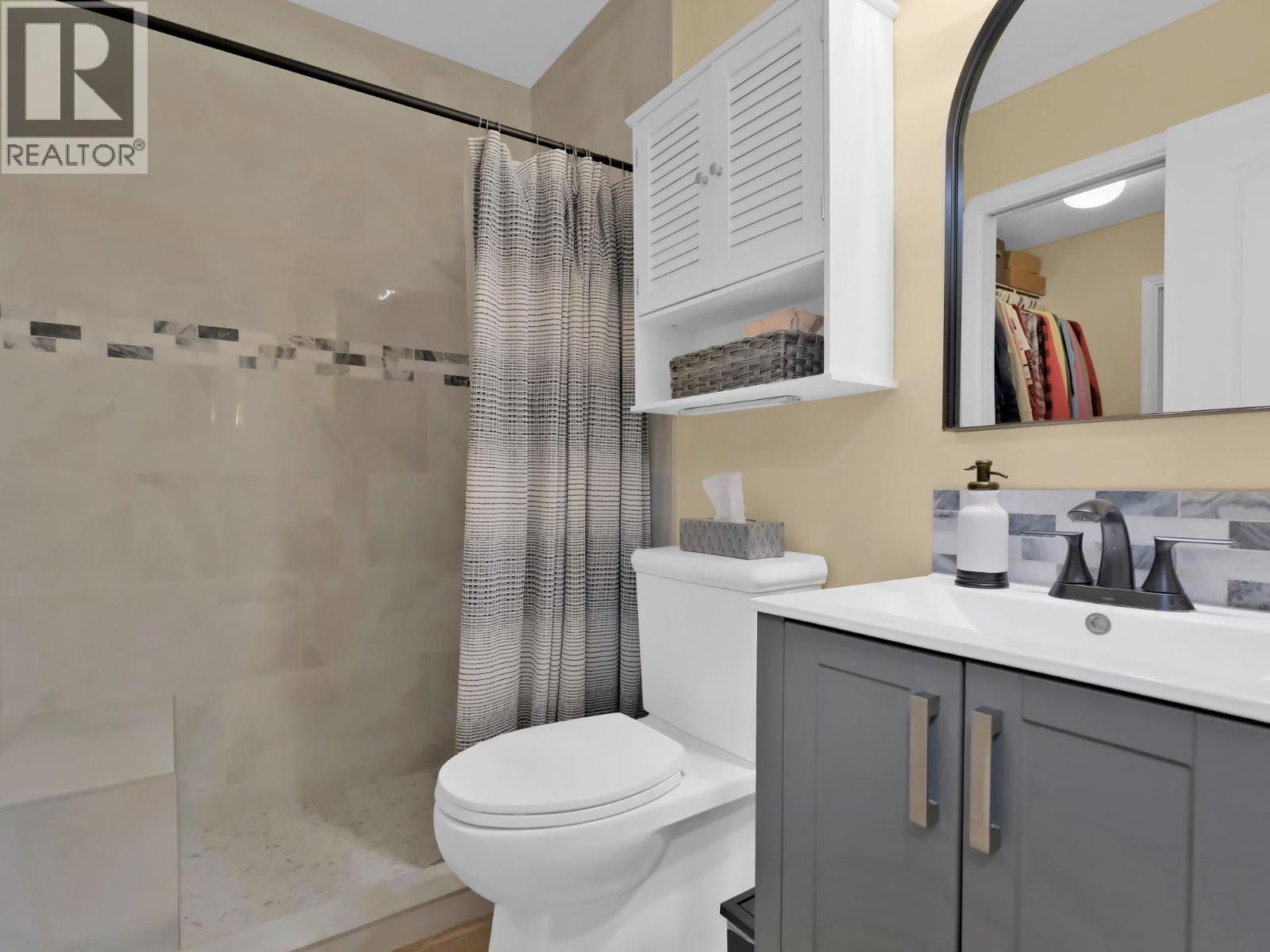 2210 Louie Drive Unit# 26