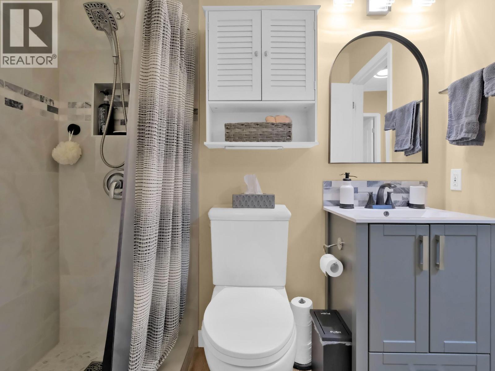 2210 Louie Drive Unit# 26