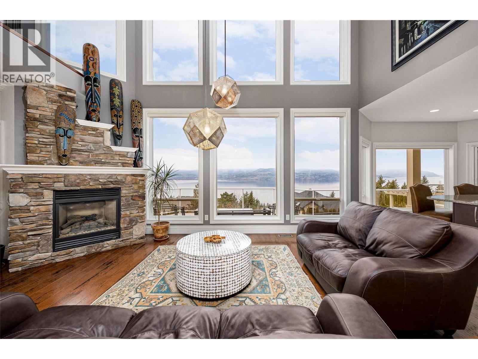 374 Quilchena Drive