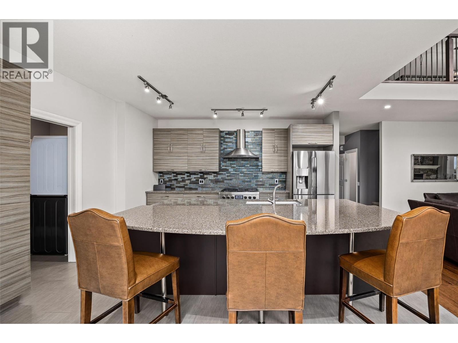 374 Quilchena Drive