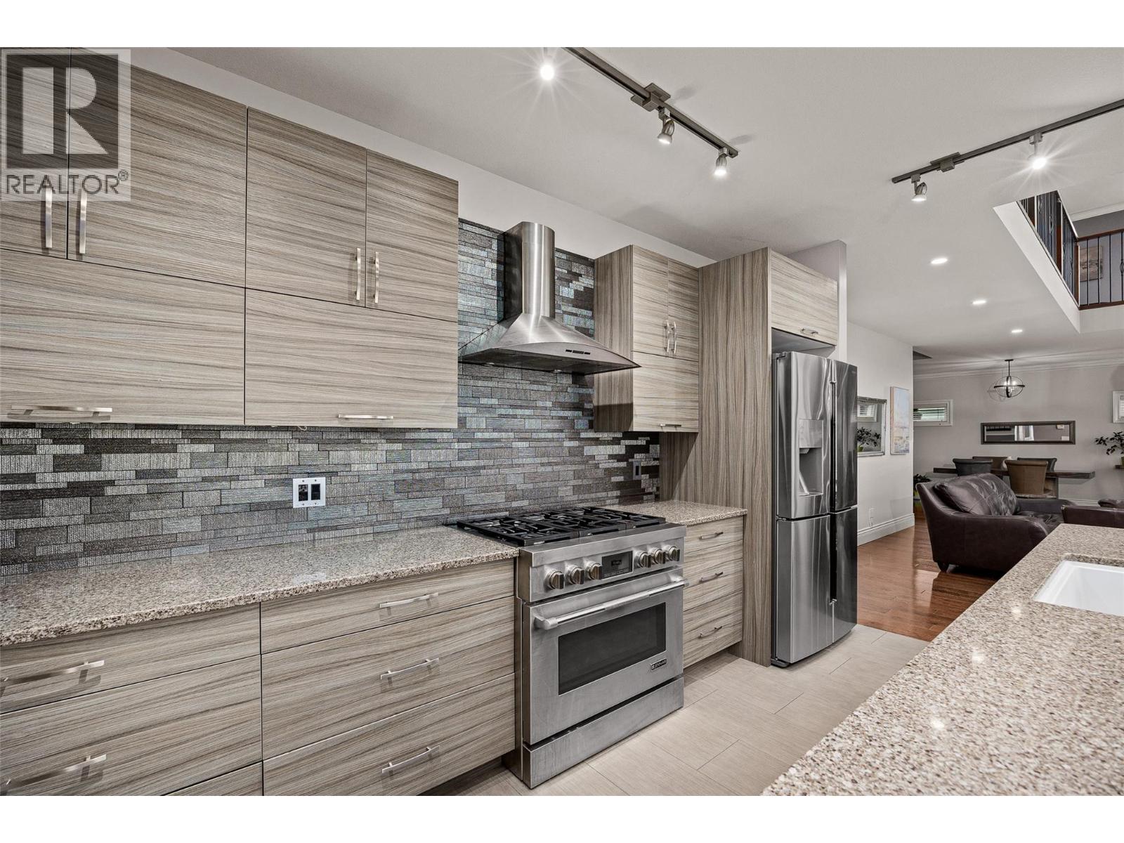 374 Quilchena Drive