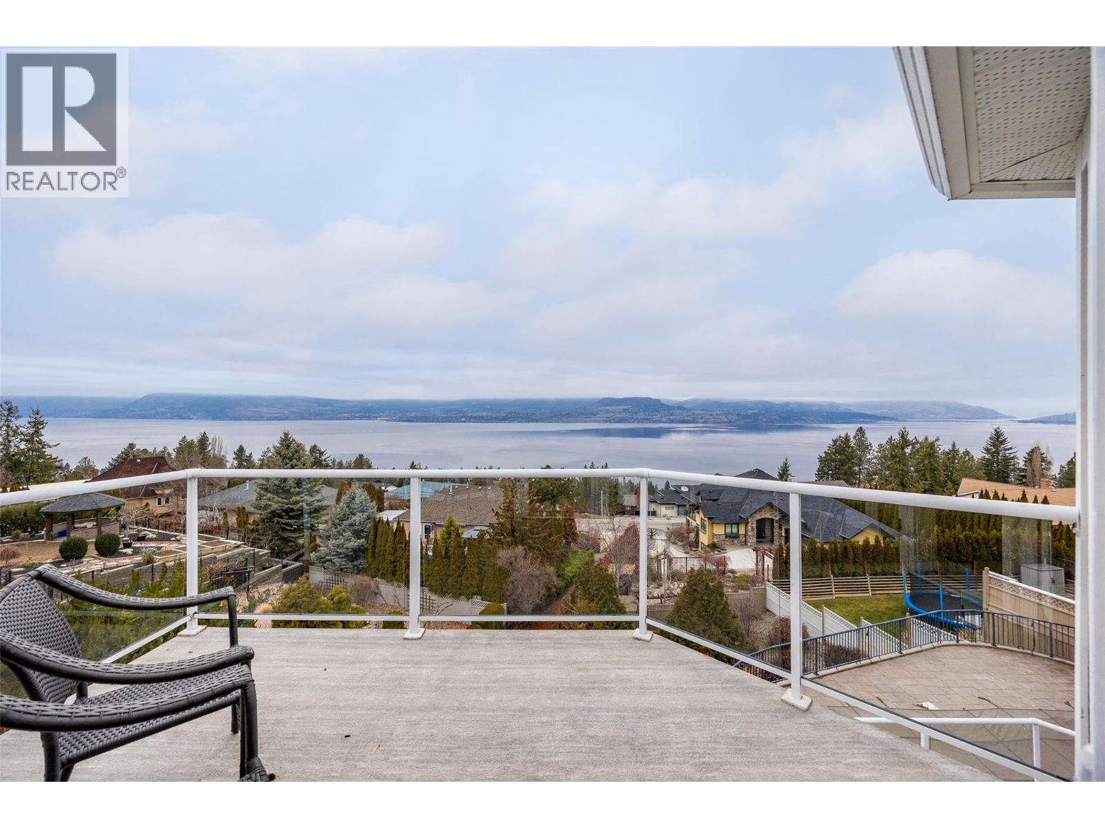 374 Quilchena Drive