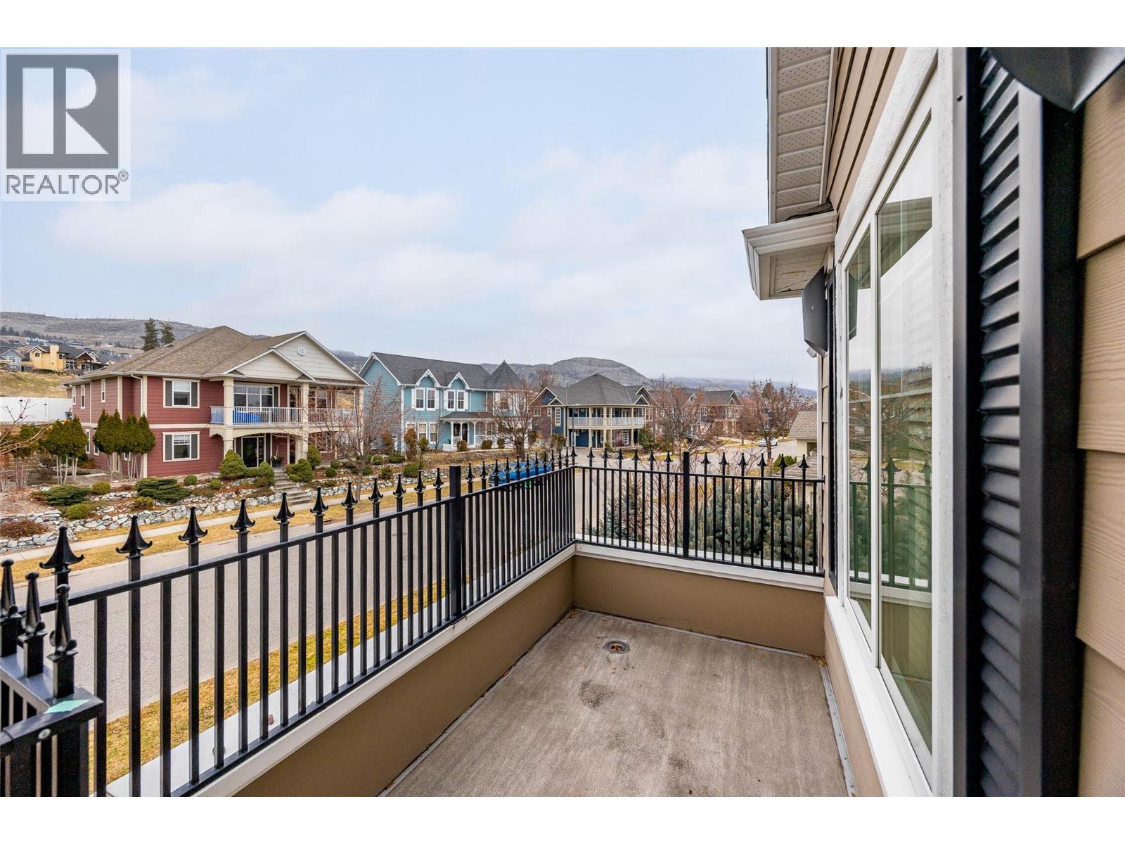 374 Quilchena Drive