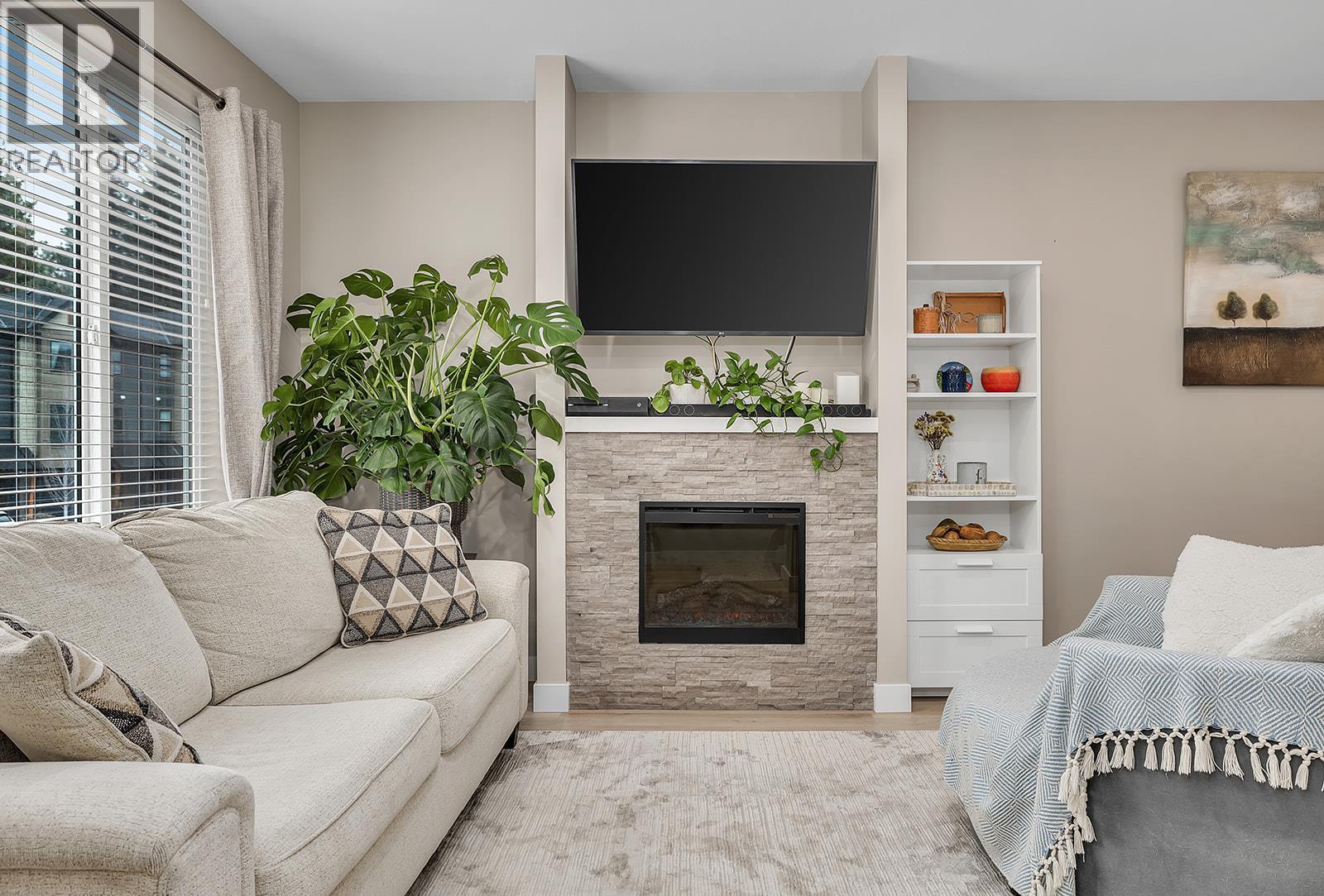 2490 Tuscany Drive Unit# 24