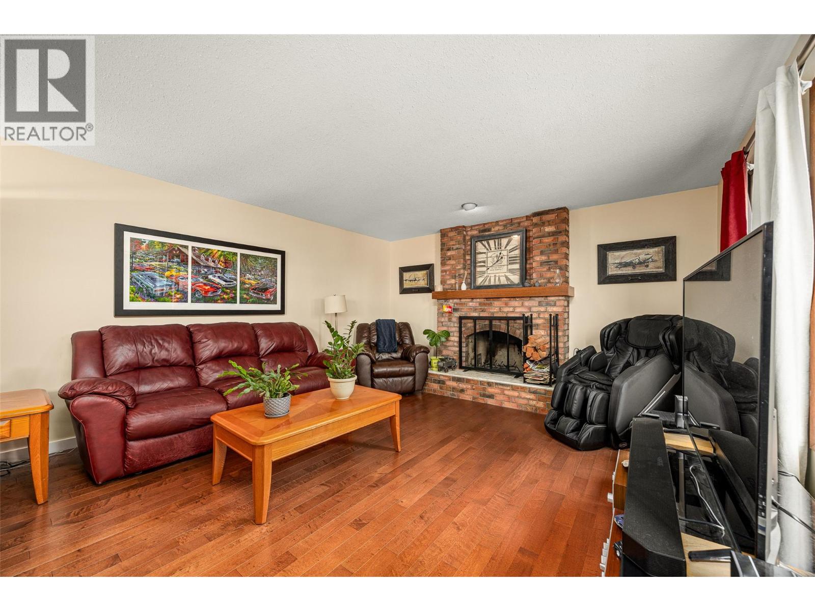2152 Alexander Place