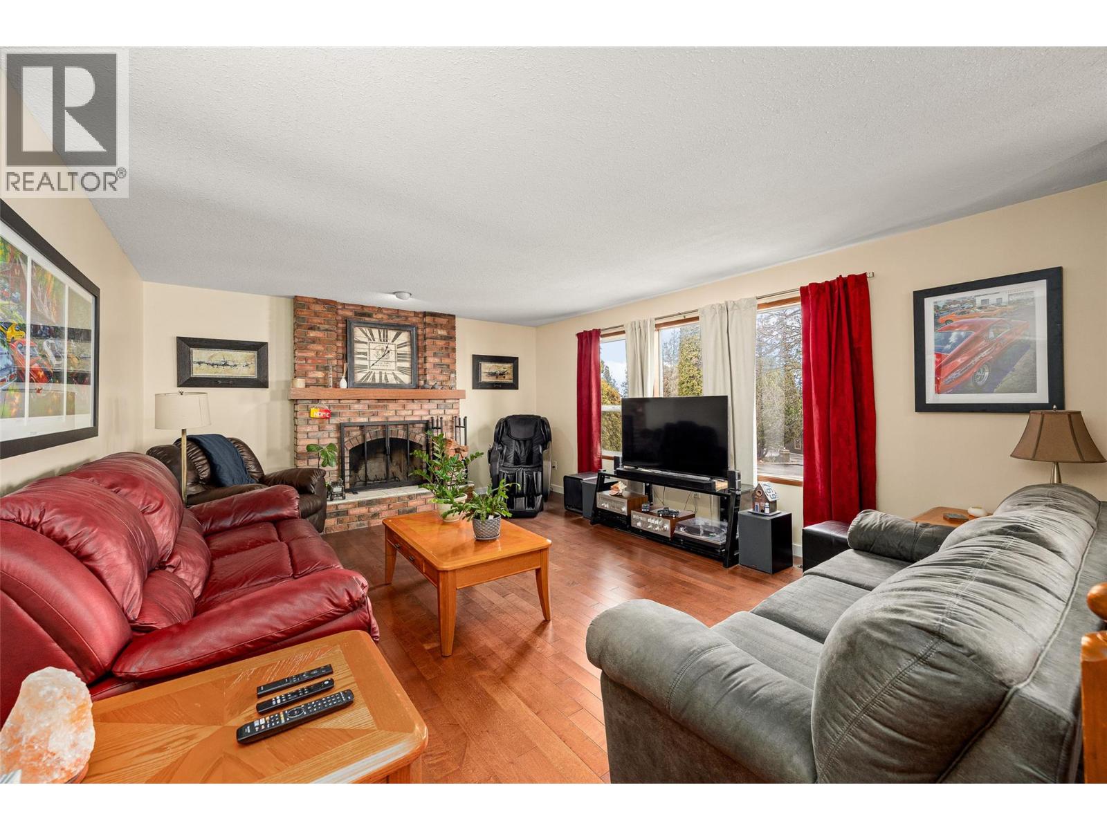 2152 Alexander Place