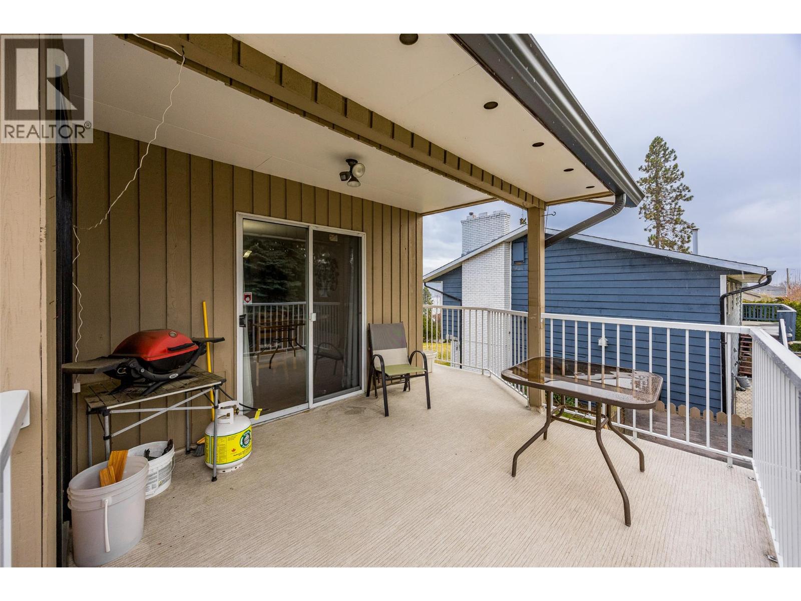 2152 Alexander Place