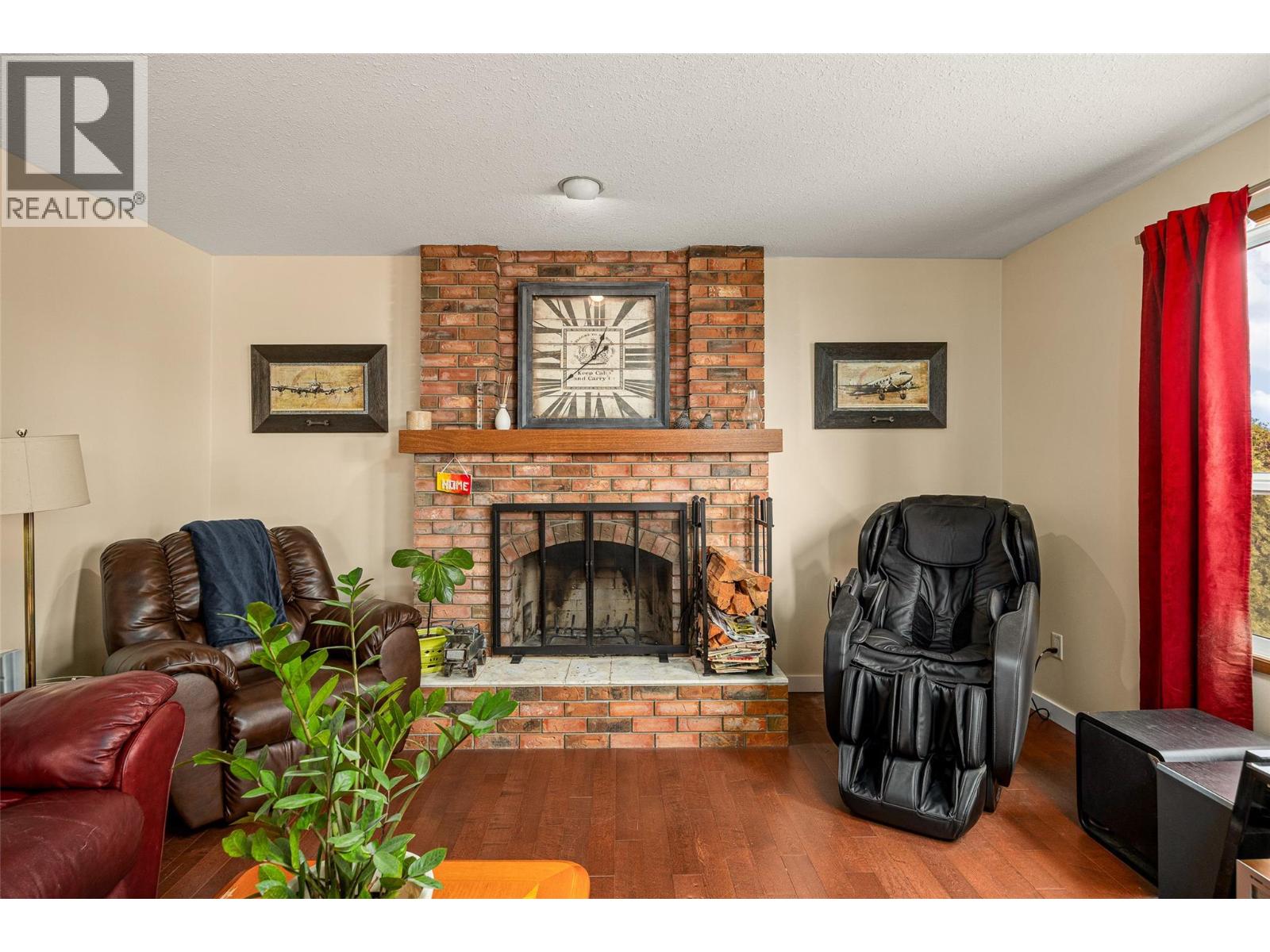 2152 Alexander Place